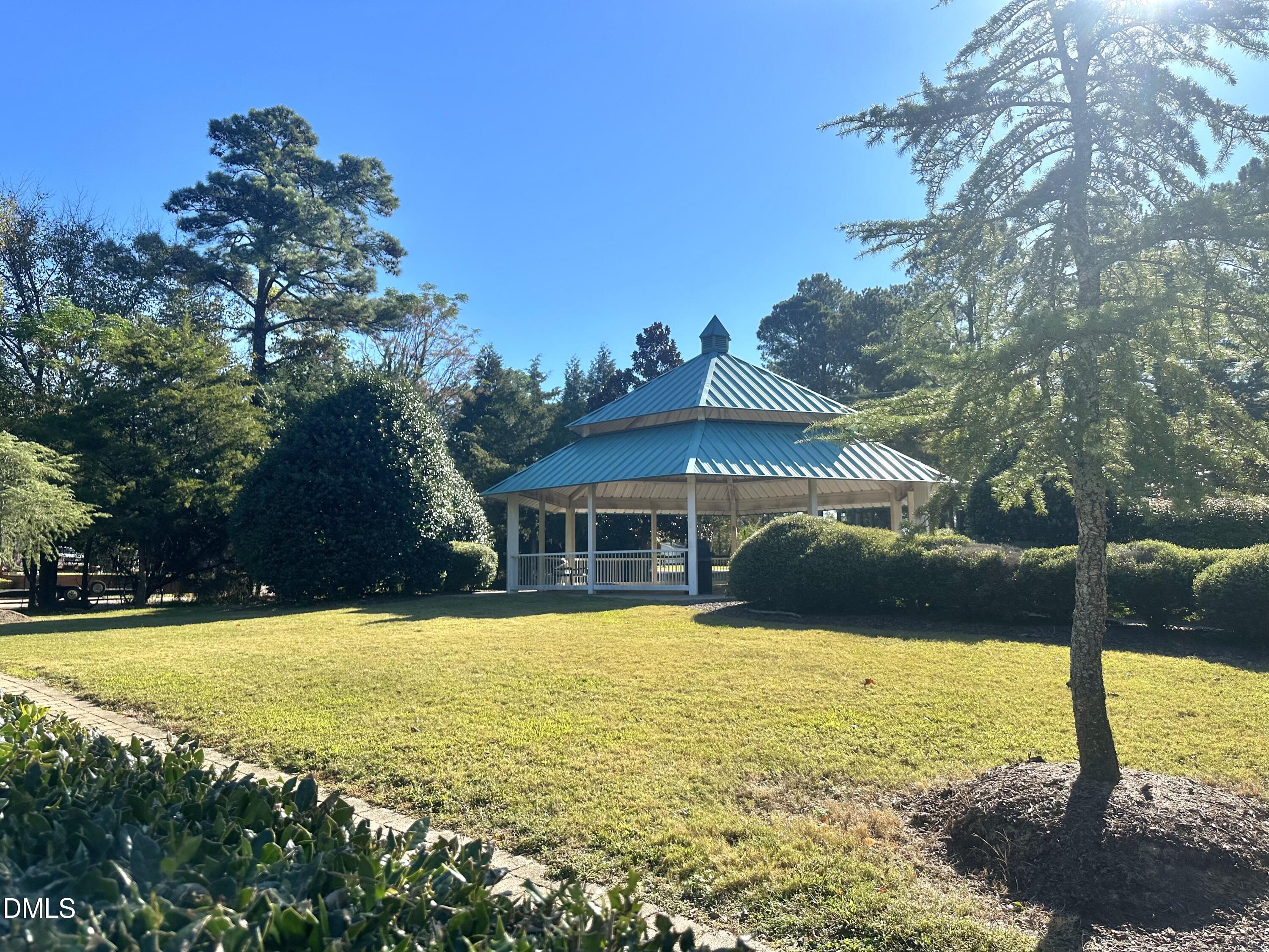 1001 Kennison Court