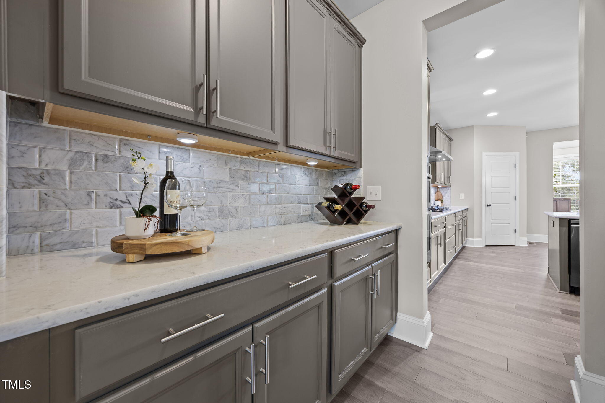 1001 Kennison Court
