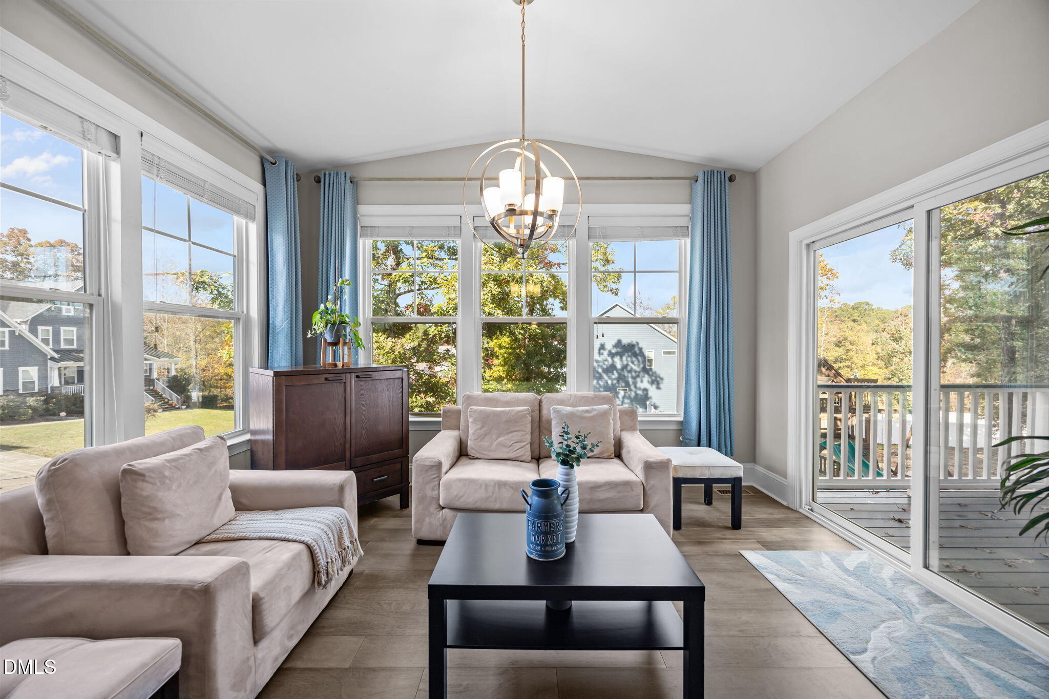 1001 Kennison Court