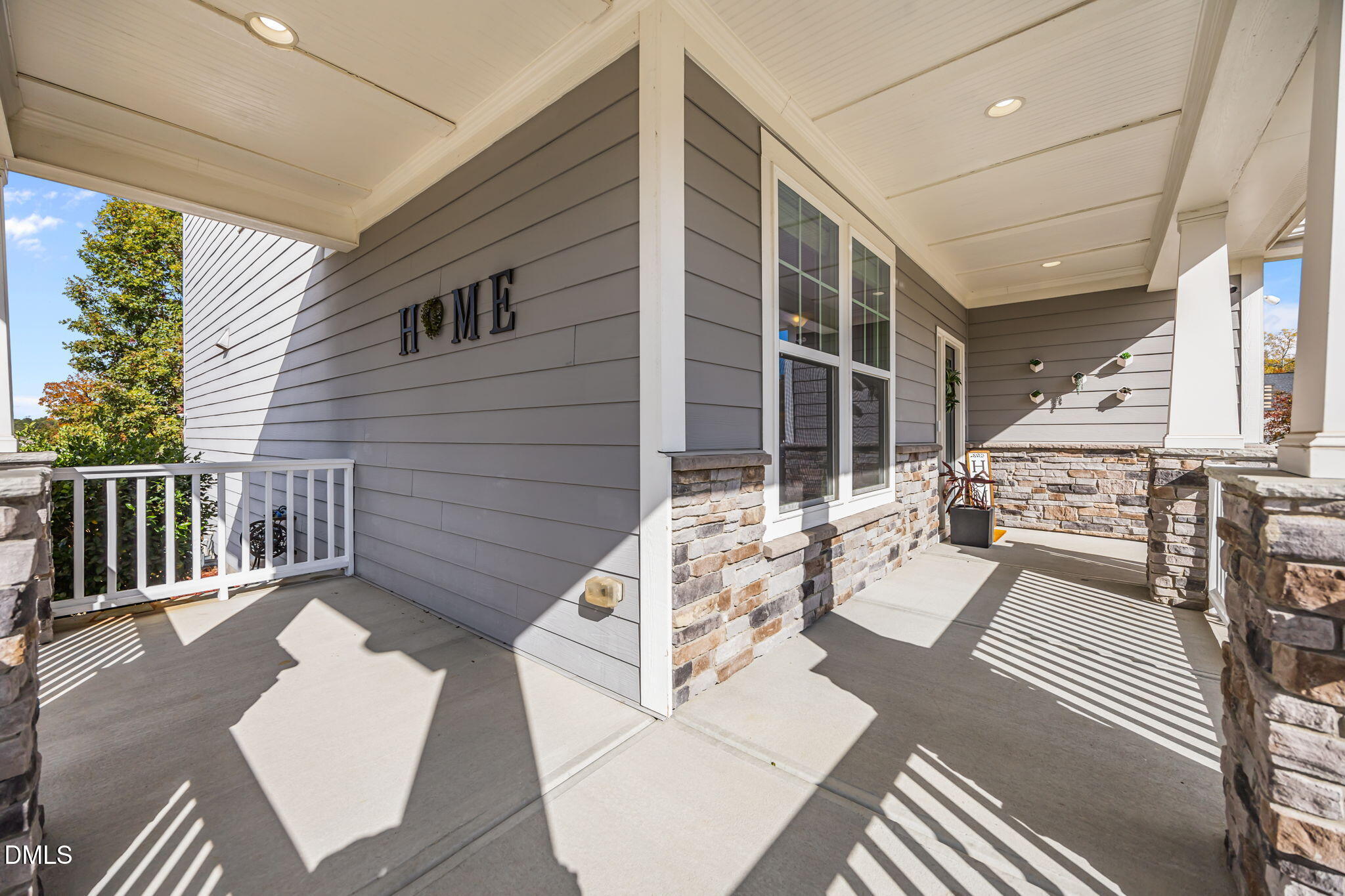 1001 Kennison Court