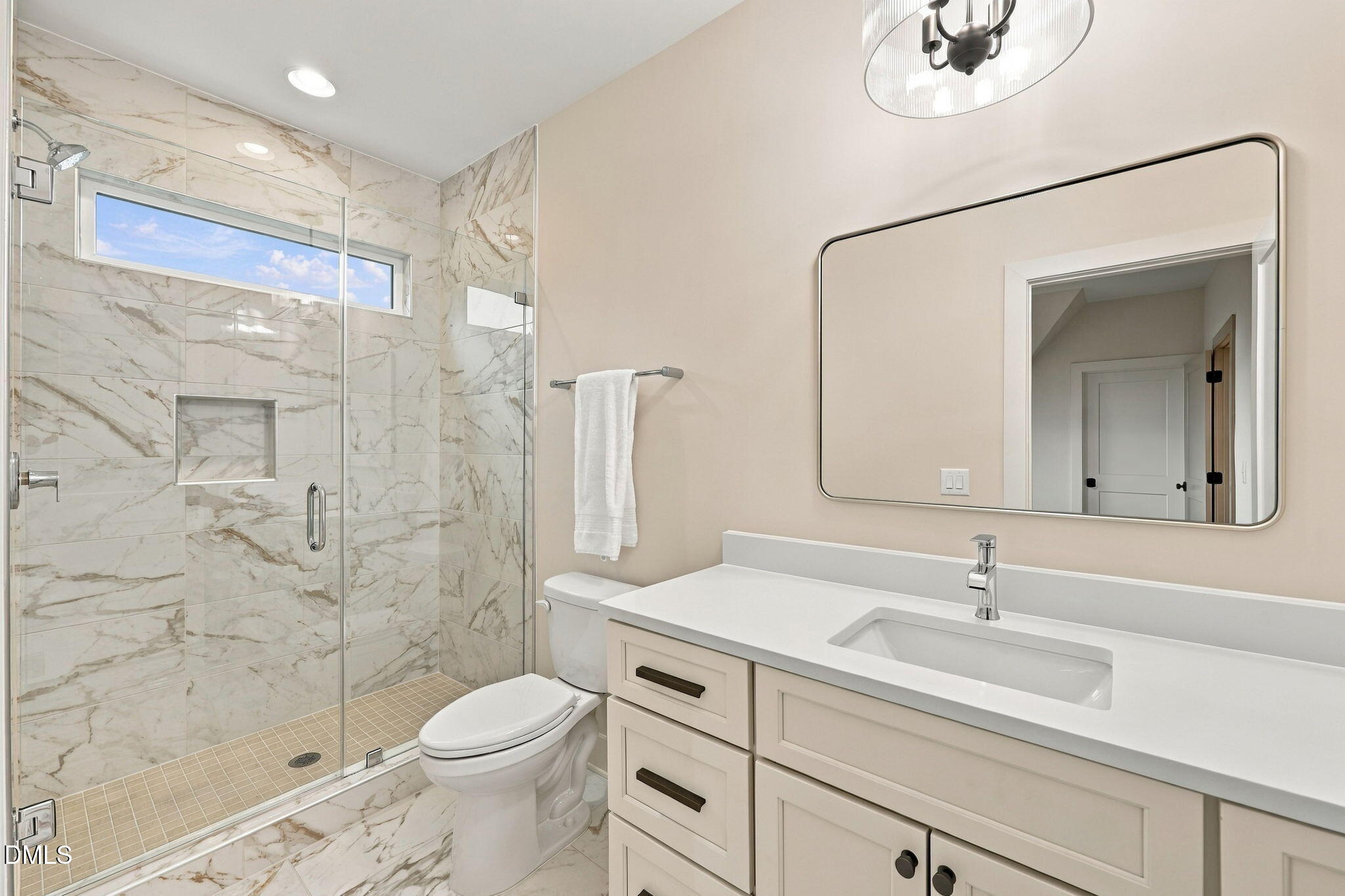 1121 Dovefield Lane