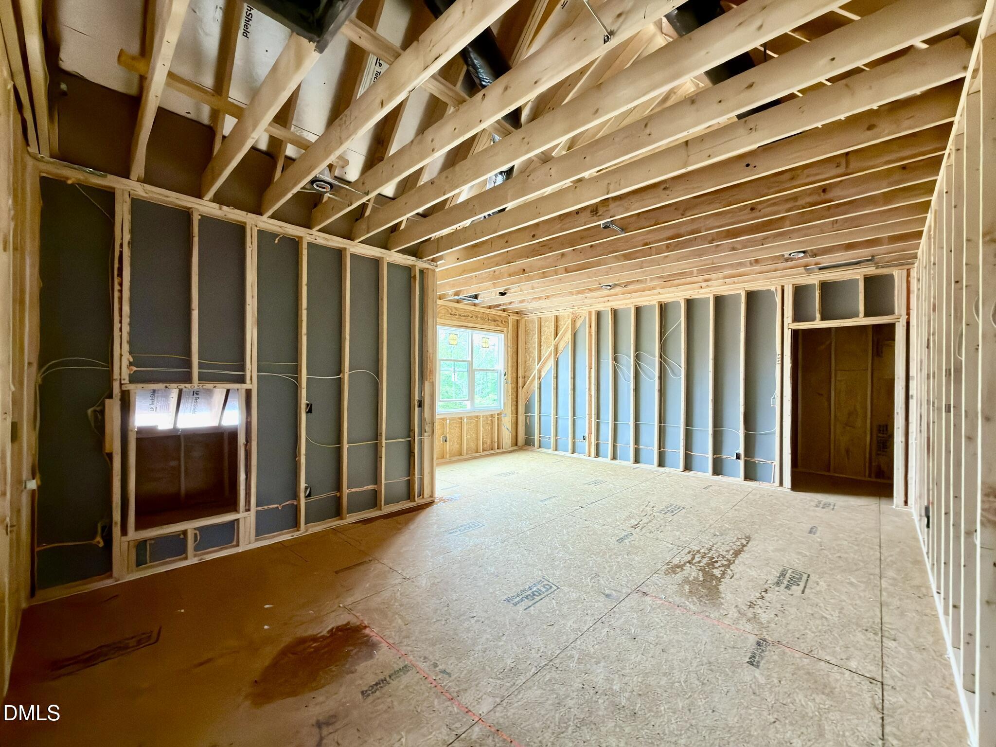 1121 Dovefield Lane