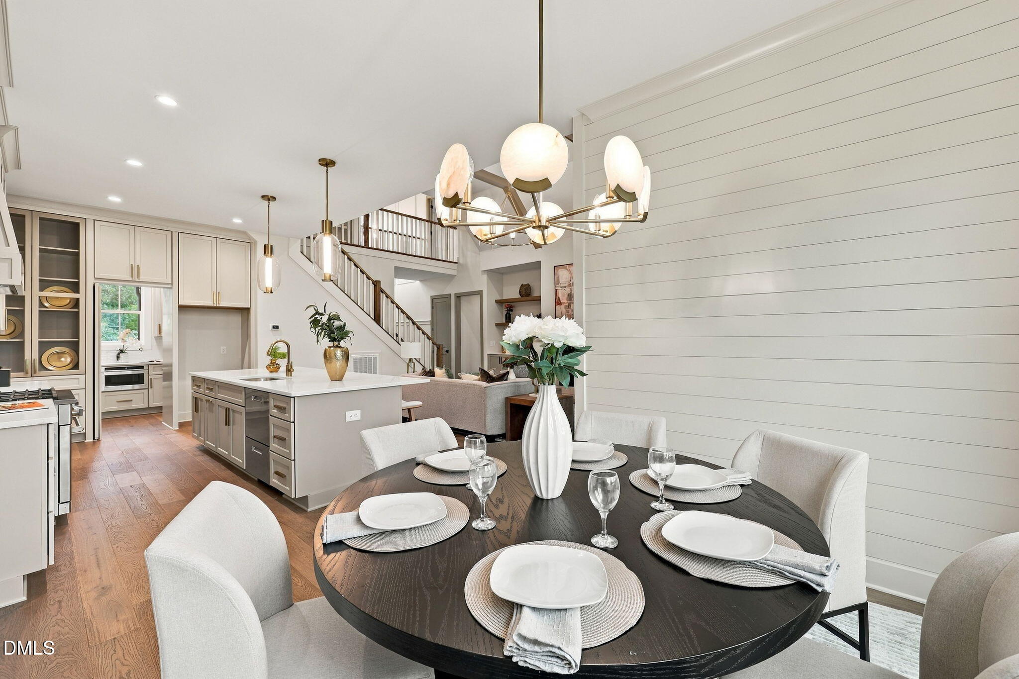 1121 Dovefield Lane