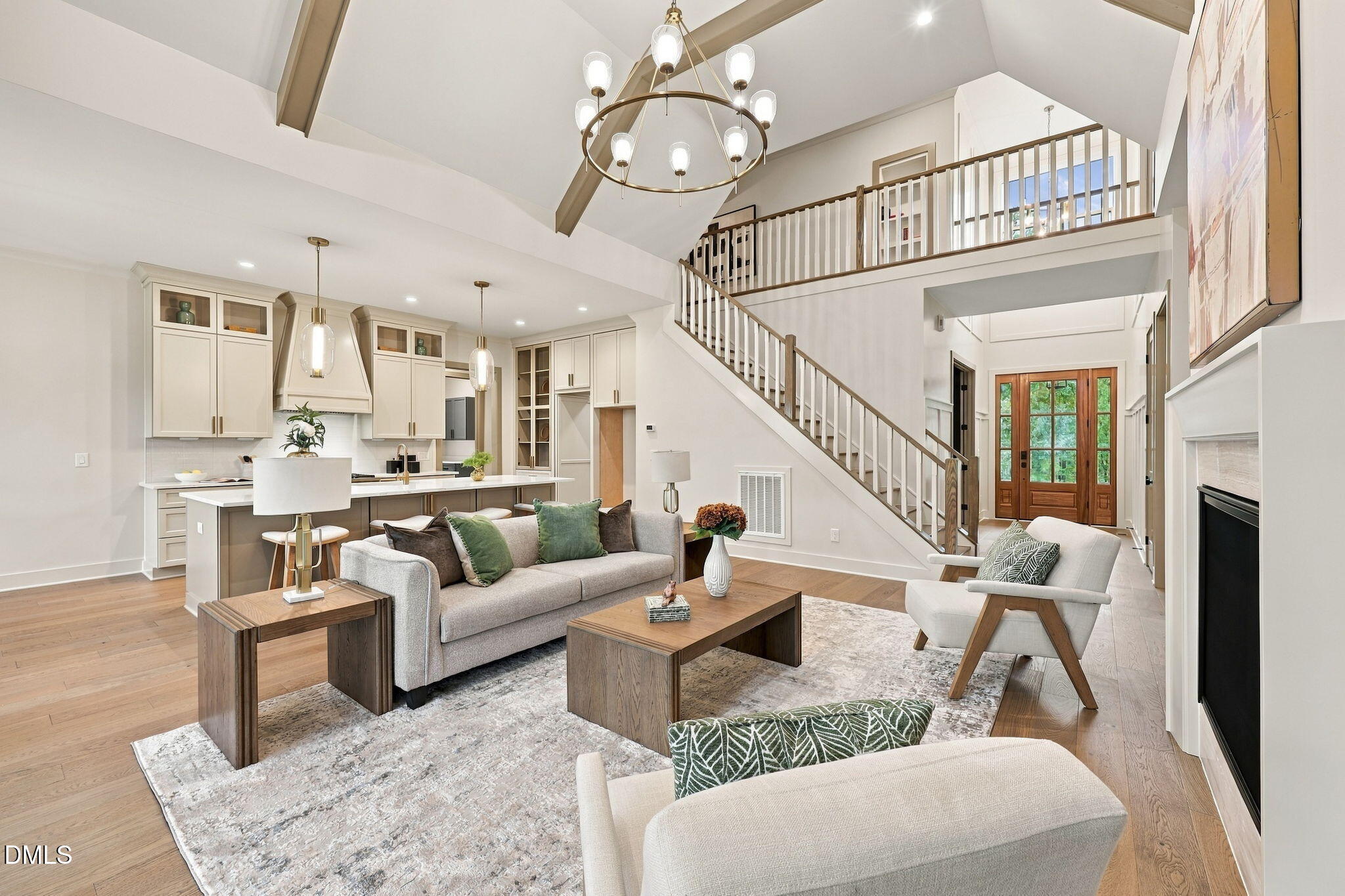 1121 Dovefield Lane