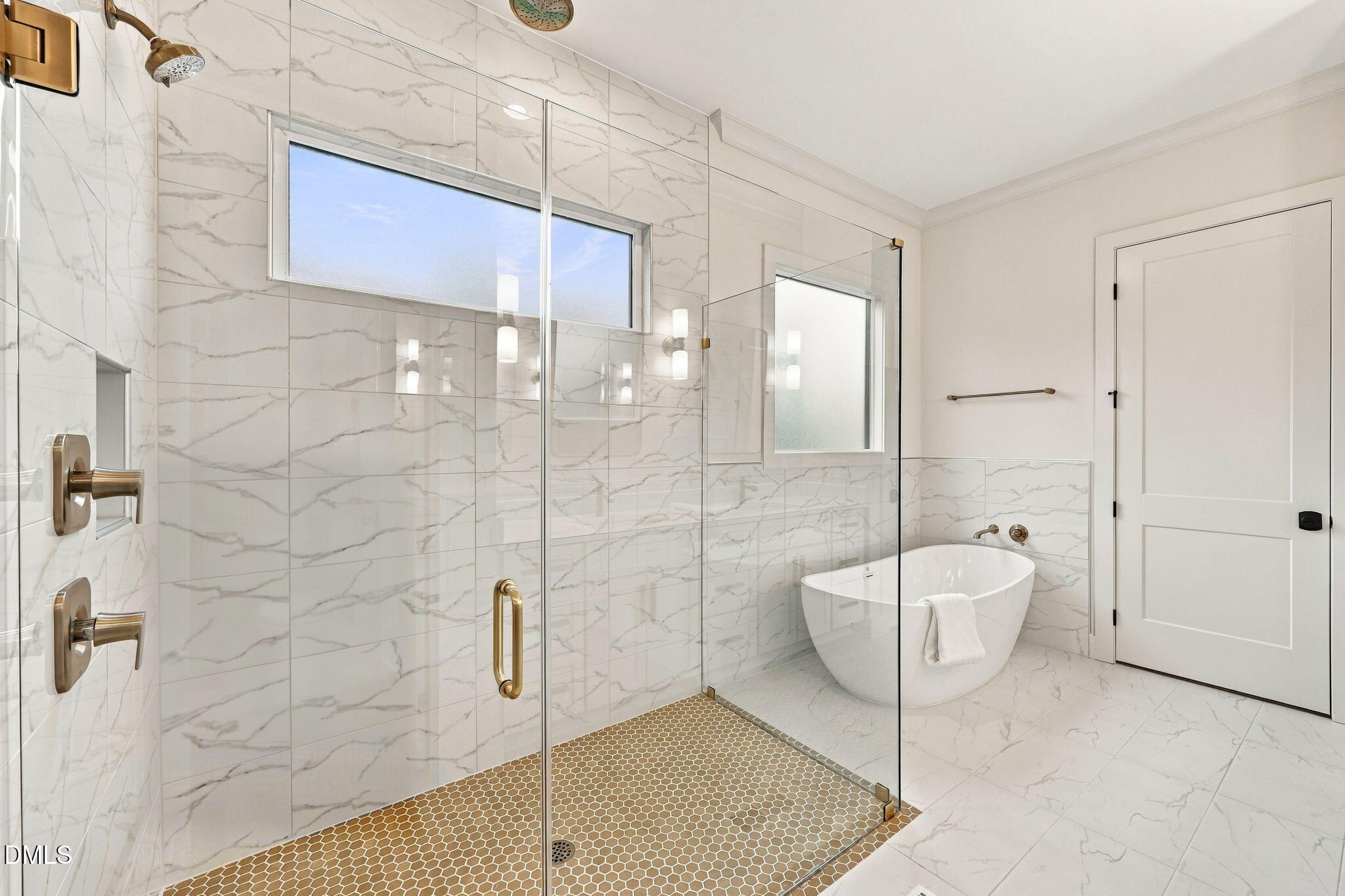 1121 Dovefield Lane