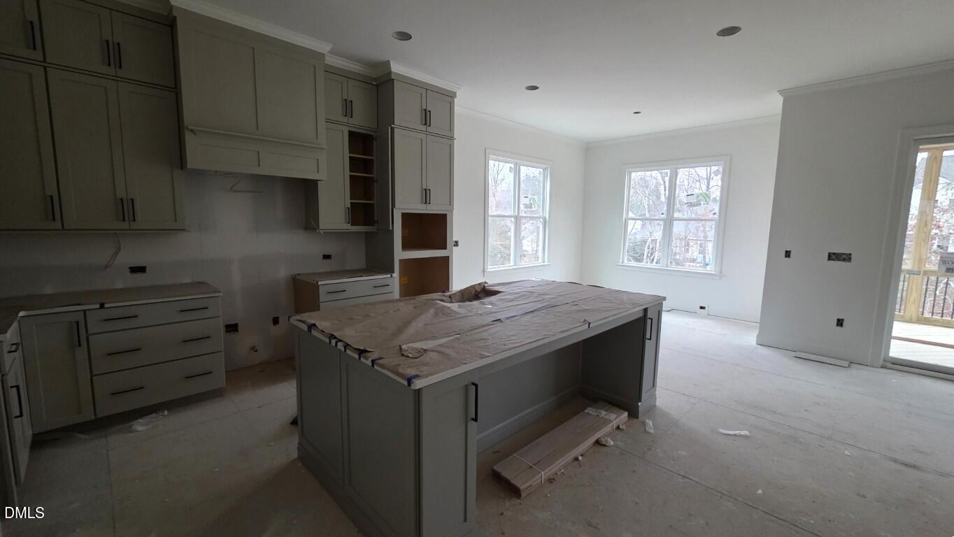 824 Willow Tower Court