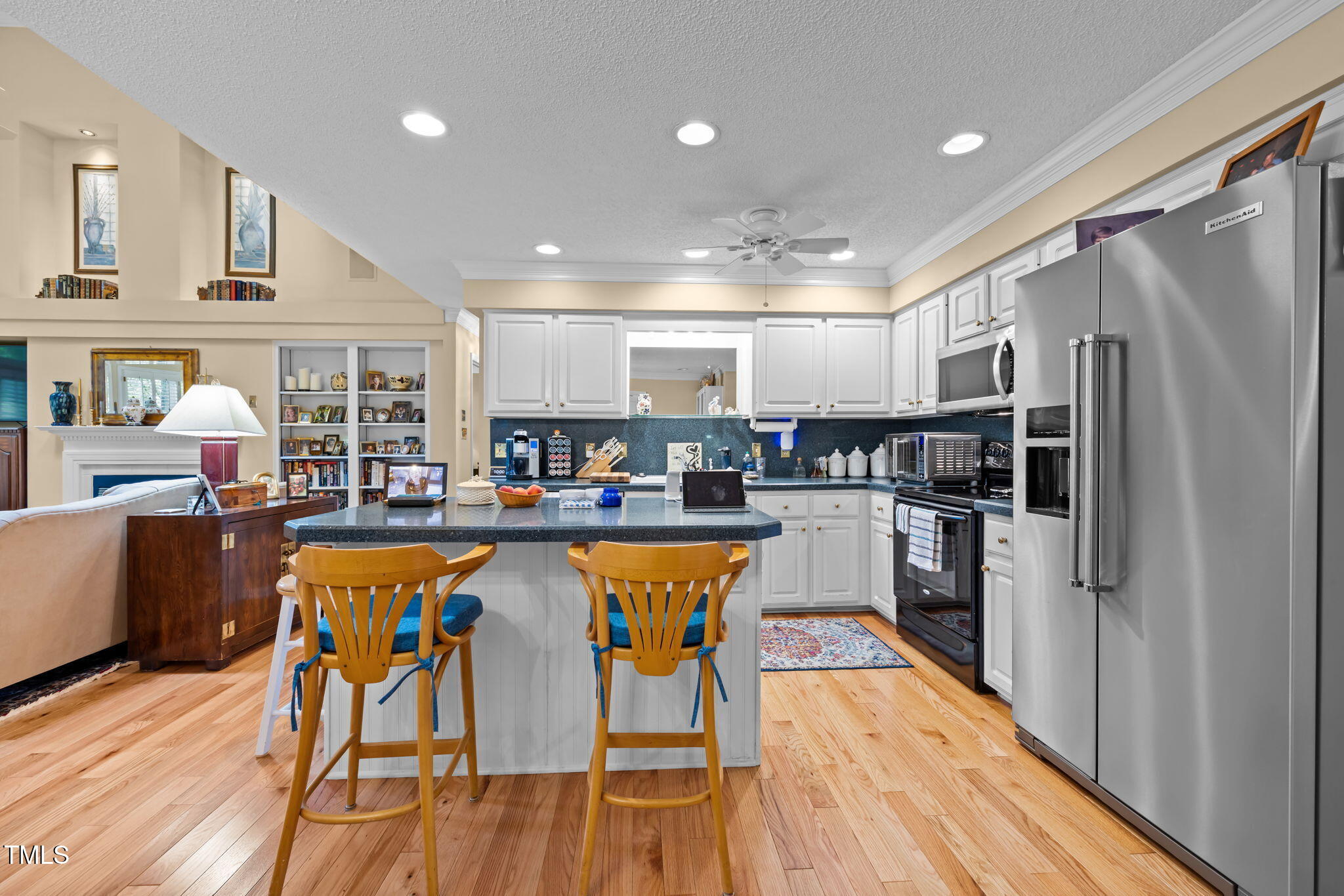 8516 Wheeling Drive