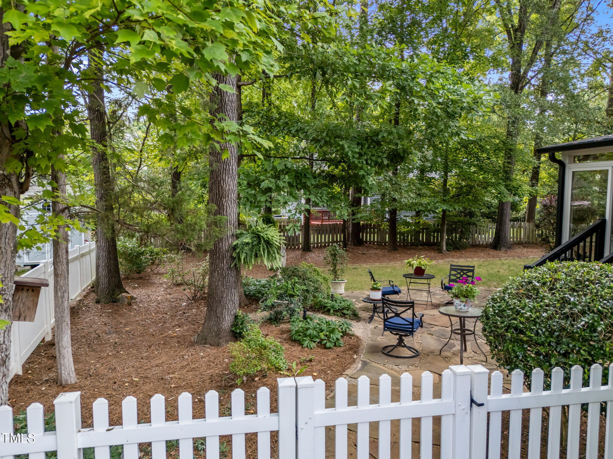 8516 Wheeling Drive