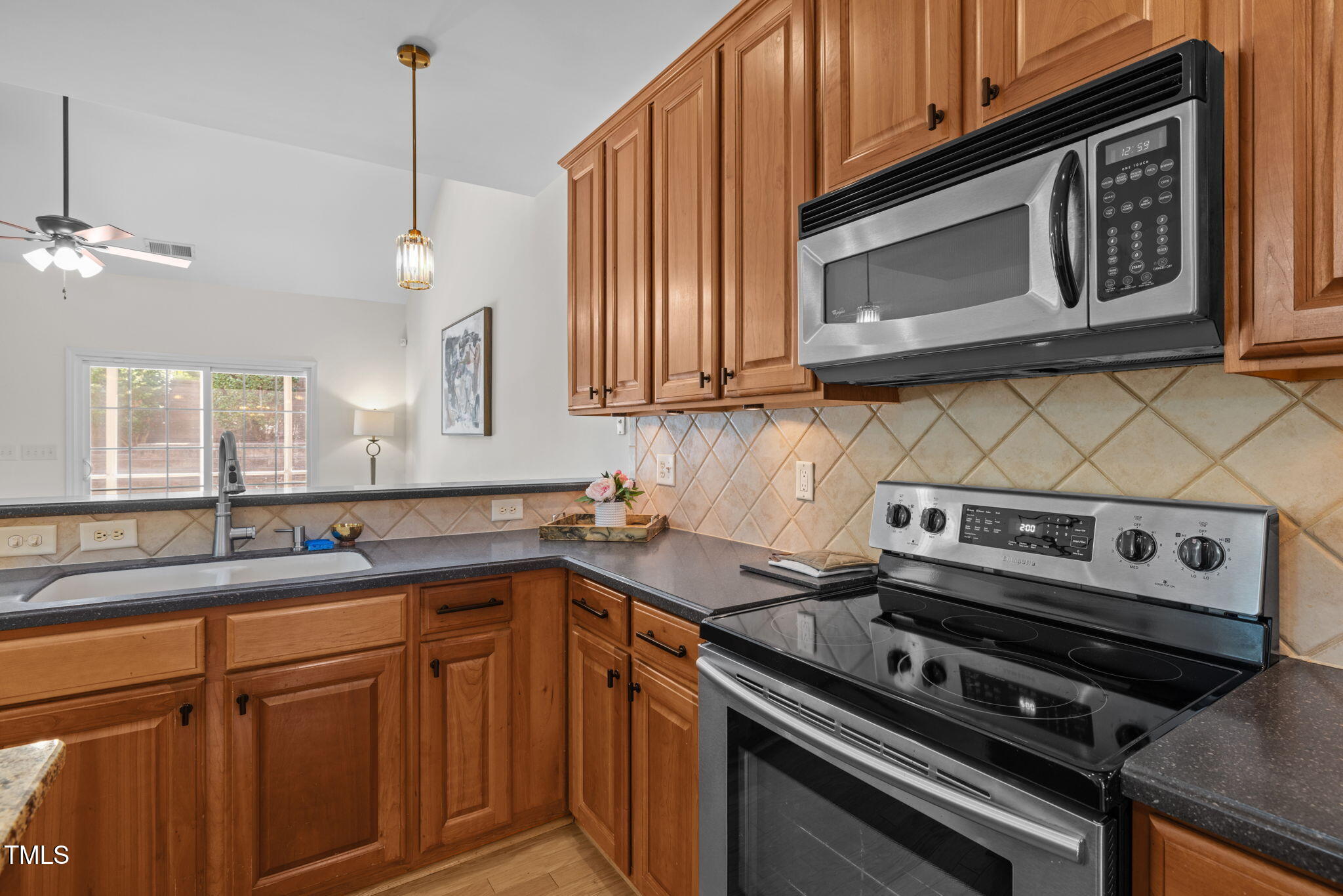 3114 Imperial Oaks Drive