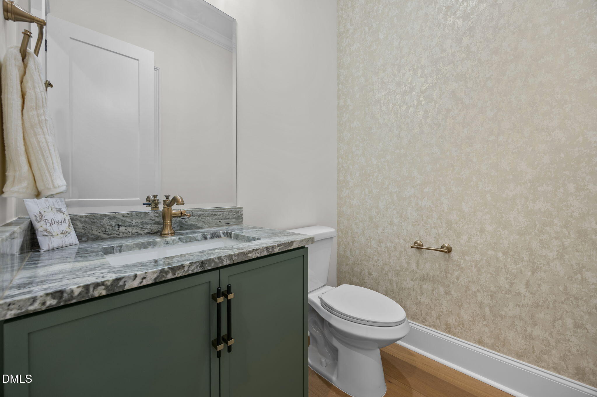 65 Chestnut Oak Drive
