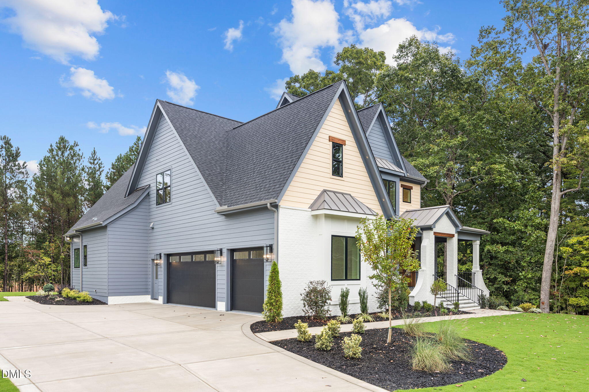 65 Chestnut Oak Drive