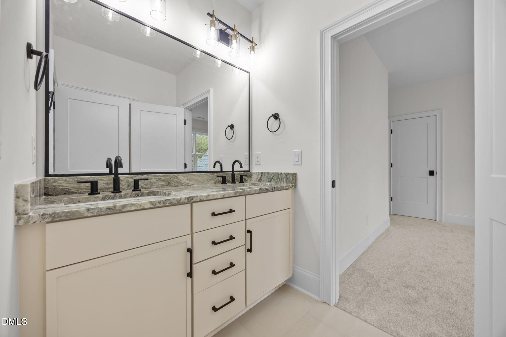 65 Chestnut Oak Drive