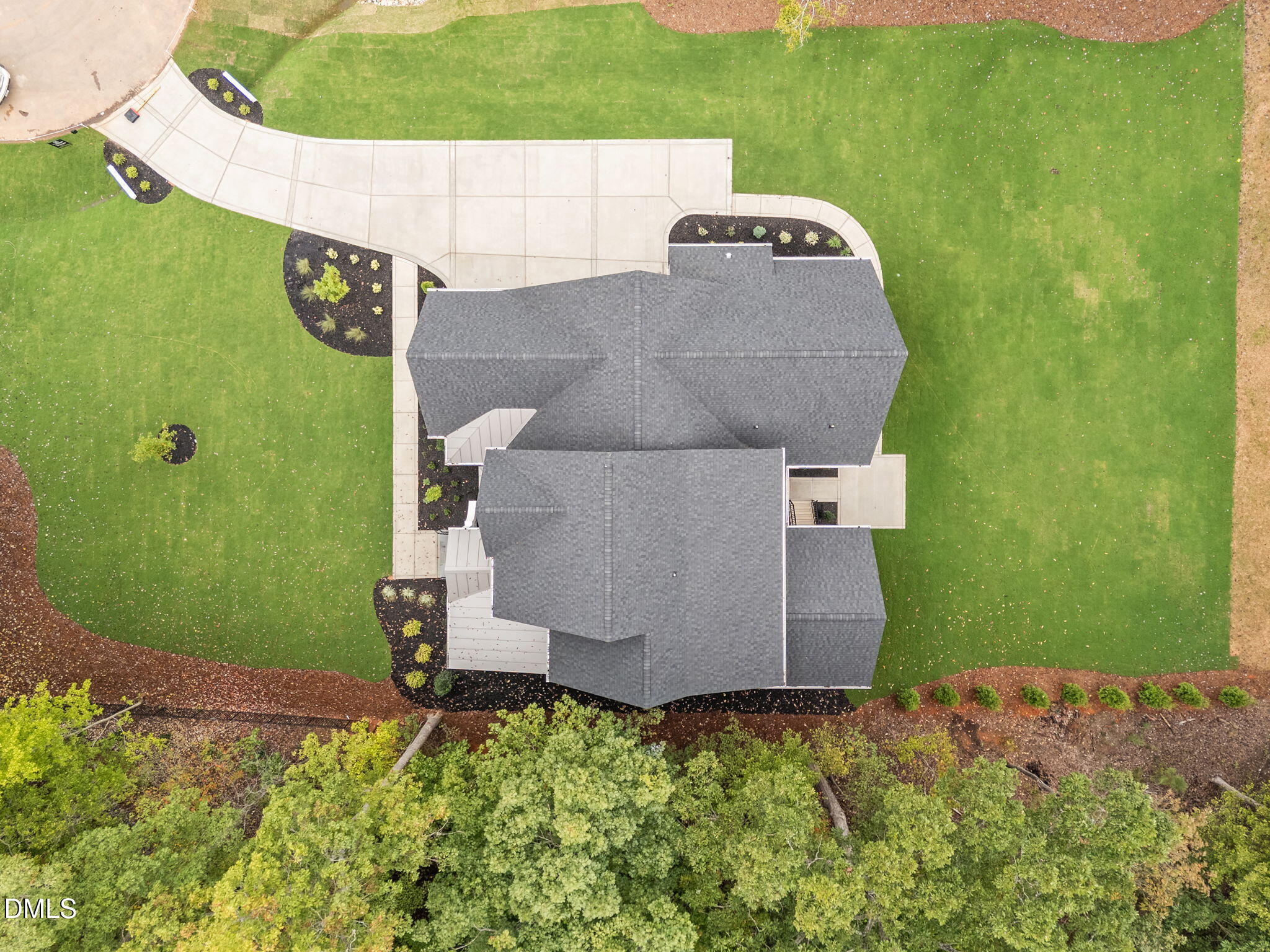 65 Chestnut Oak Drive