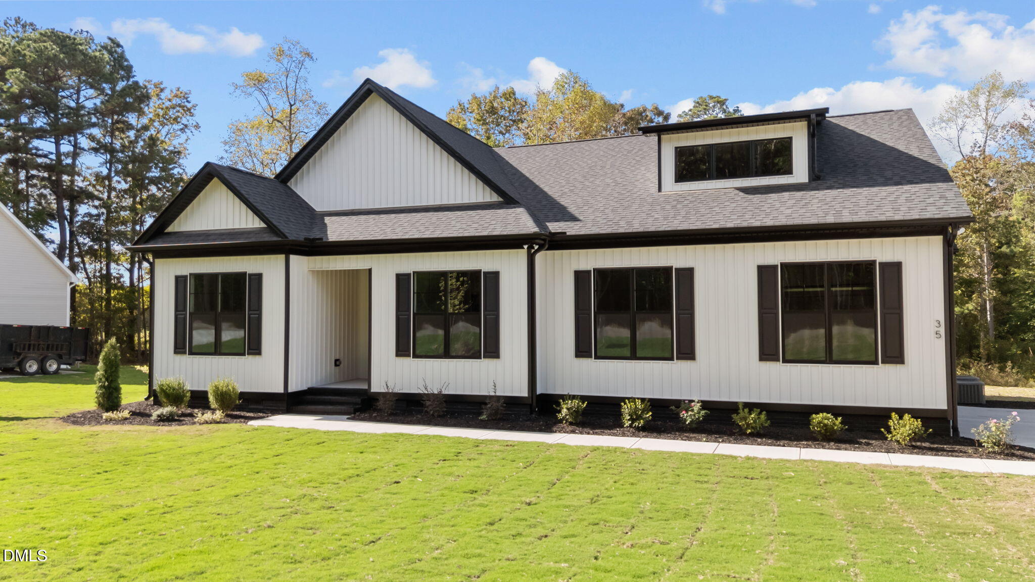 35 Autumnwood Lane