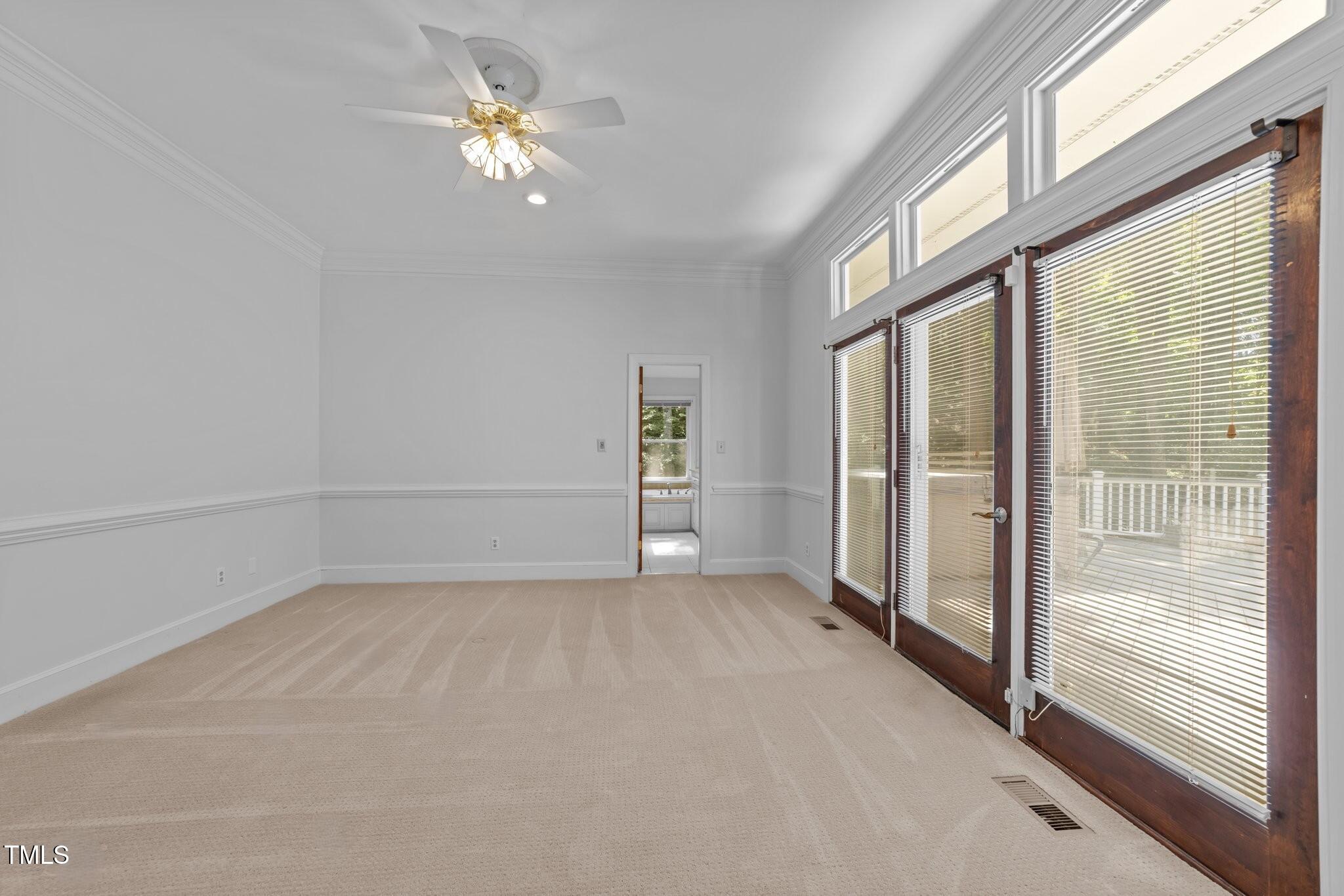 11425 Horsemans Trail