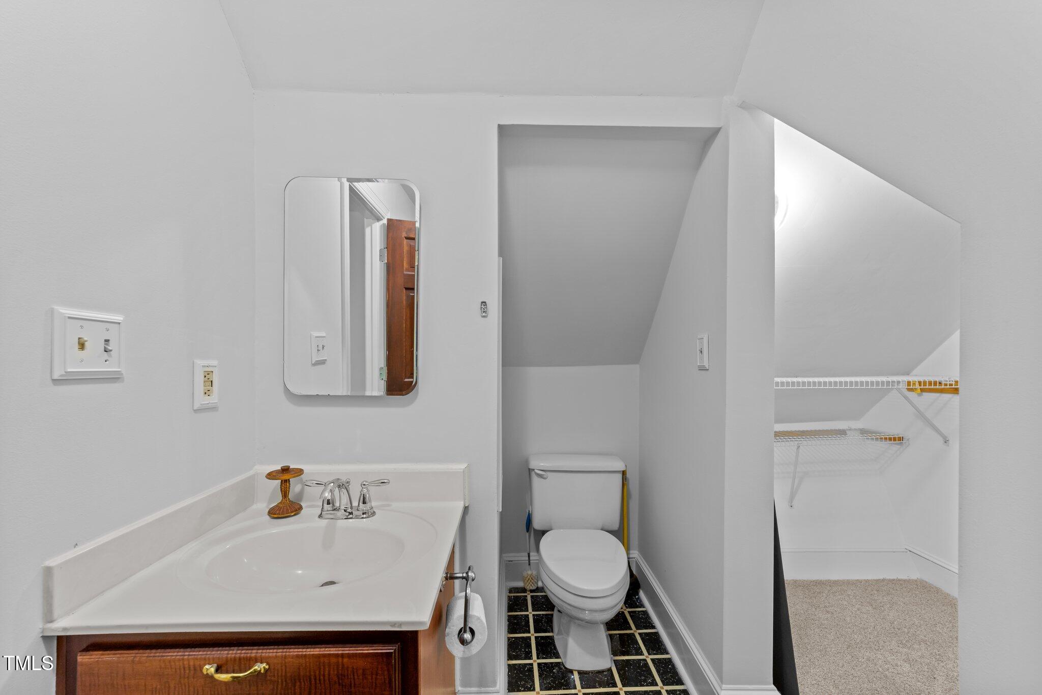 11425 Horsemans Trail