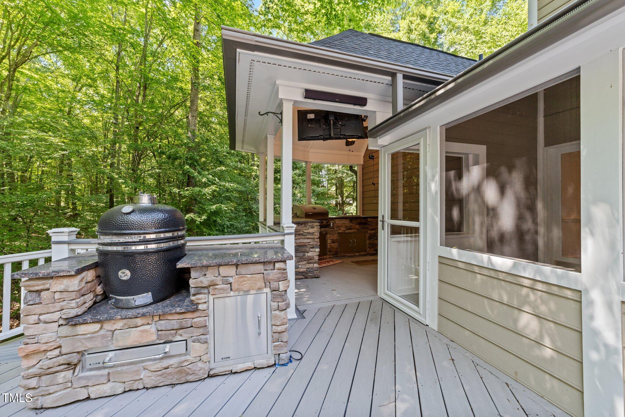 11425 Horsemans Trail