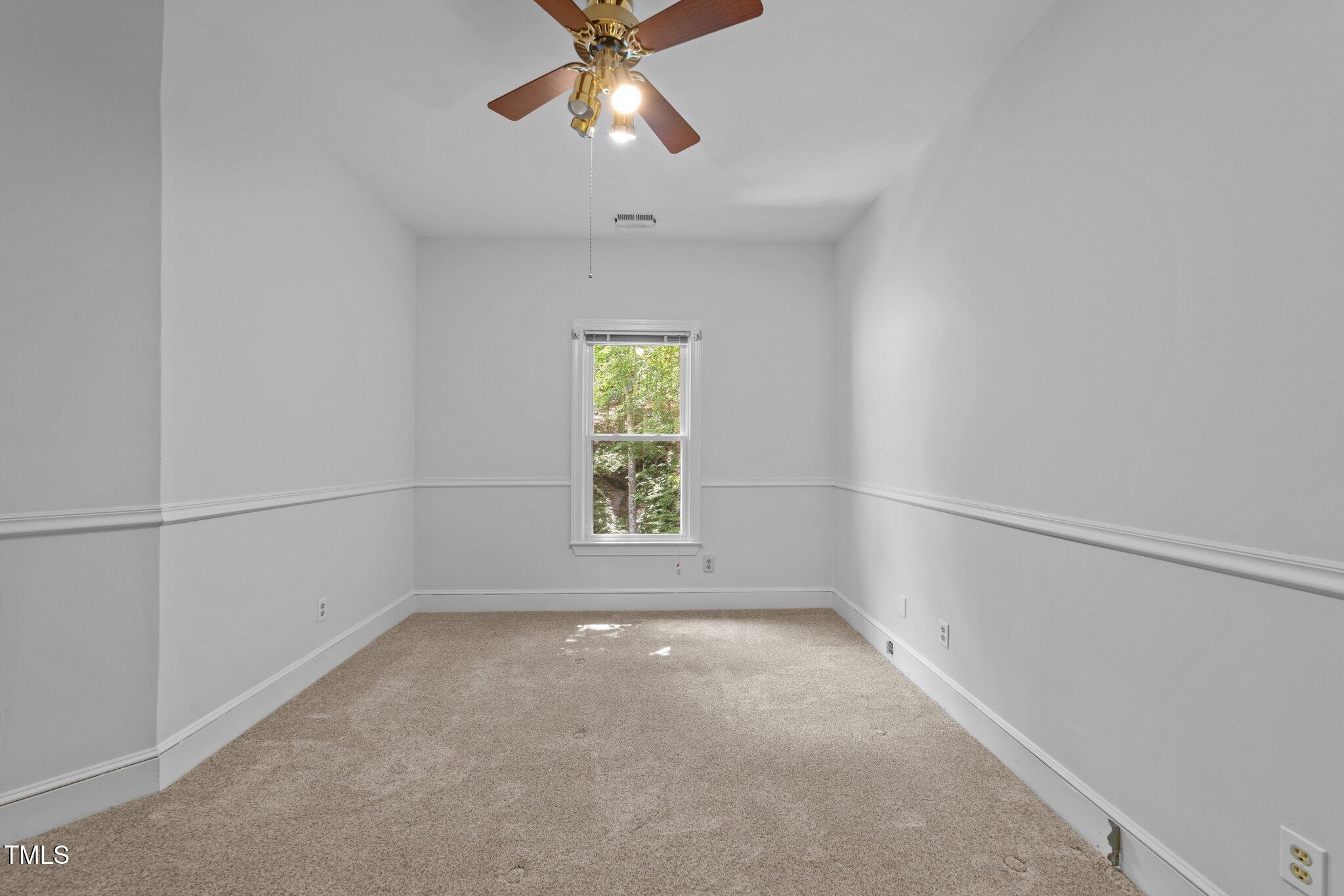 11425 Horsemans Trail