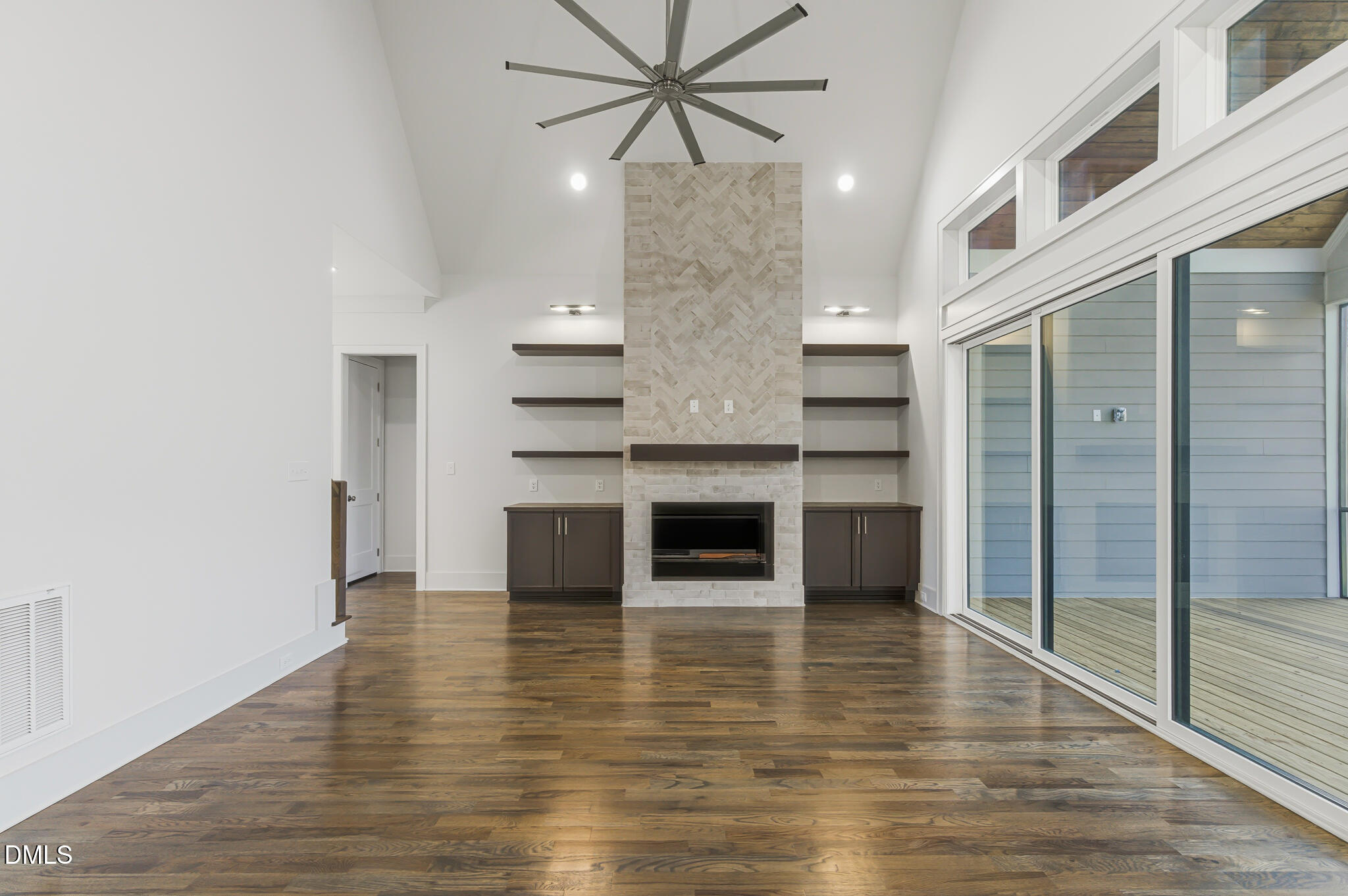 3922 Cedar Knolls Drive