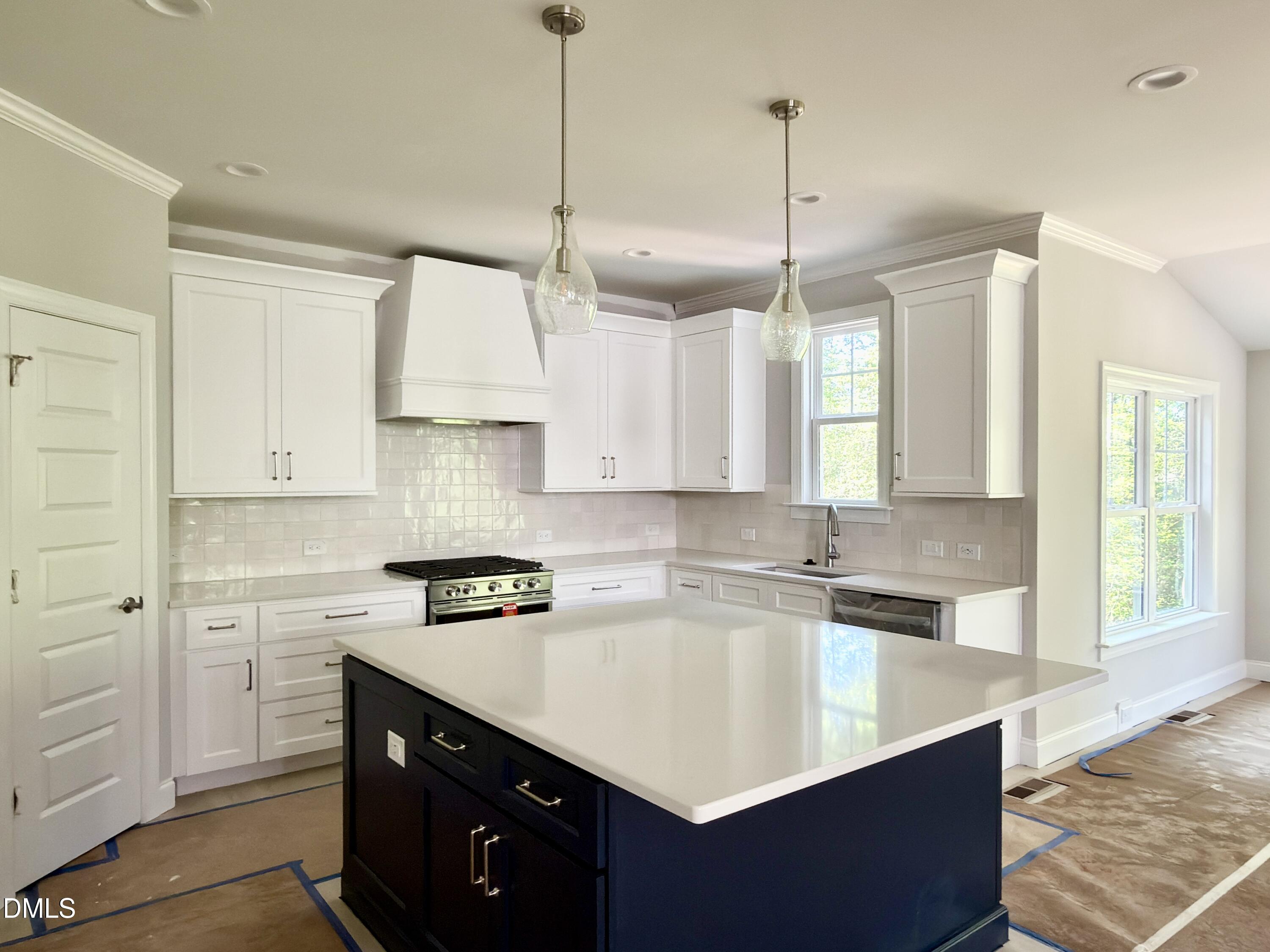 2616 Silver Gate Court