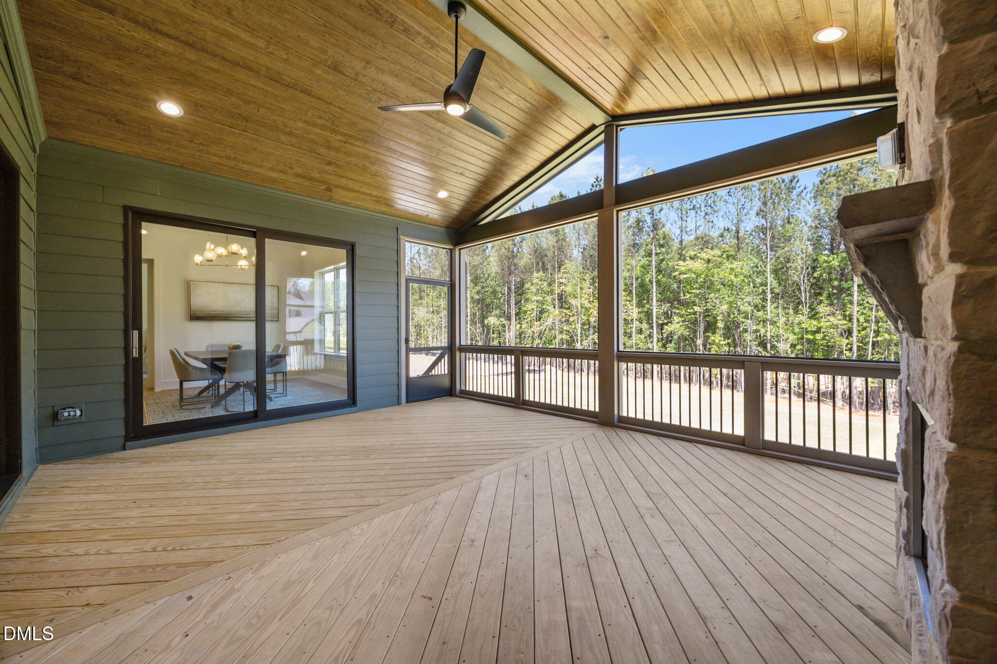 35 Spanish Oak Drive