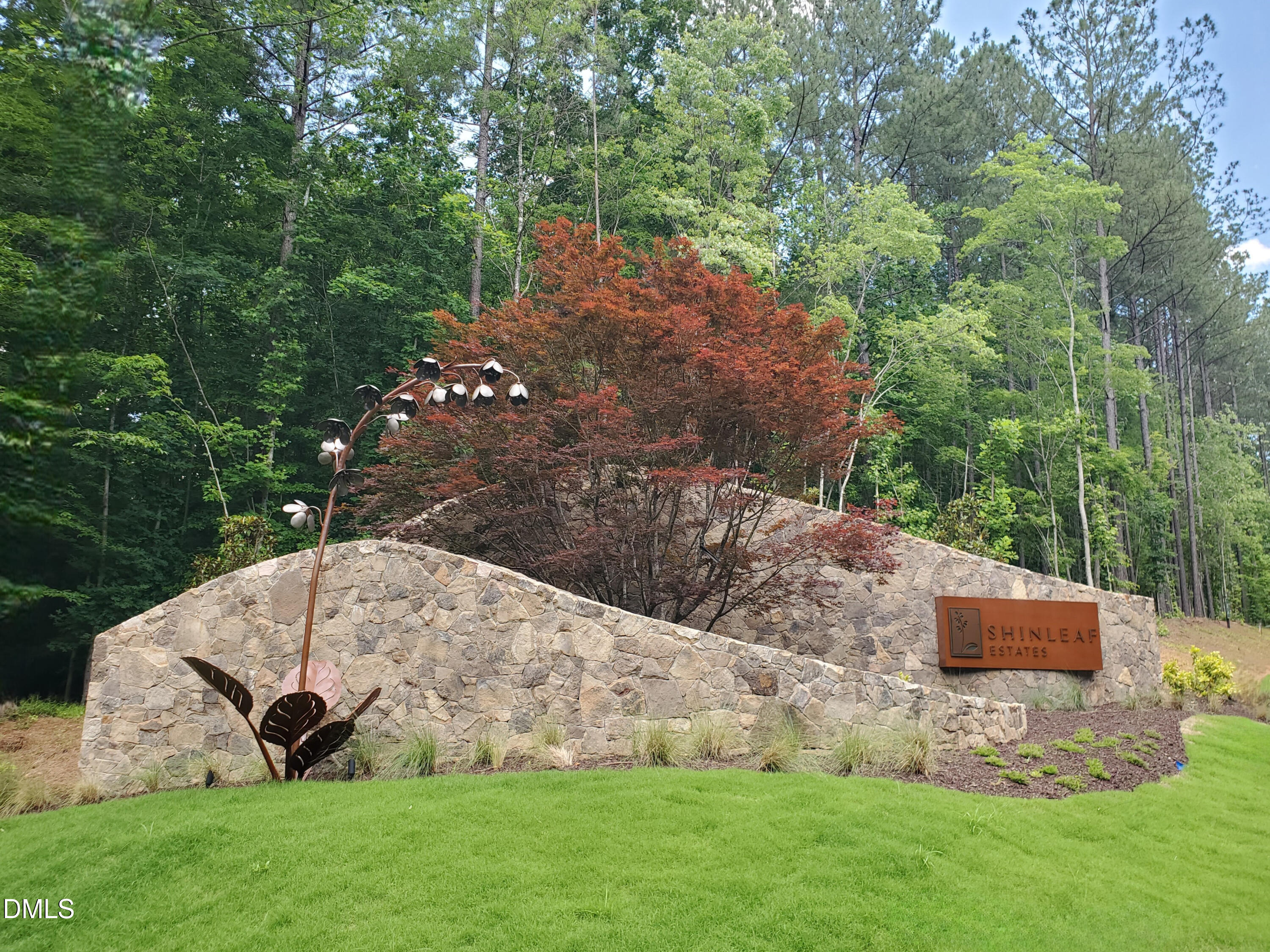 421 Shinleaf Pond Trail