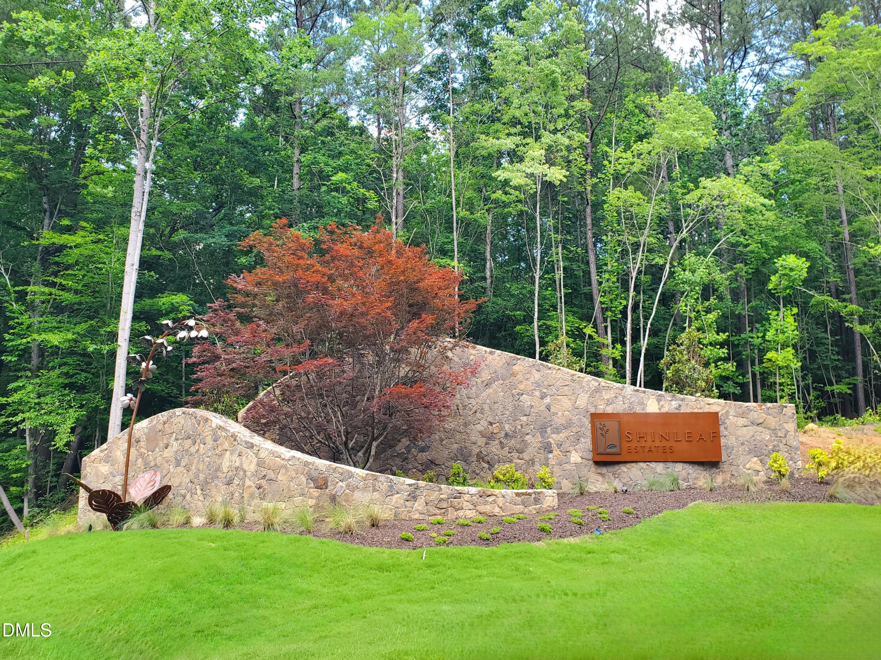 421 Shinleaf Pond Trail
