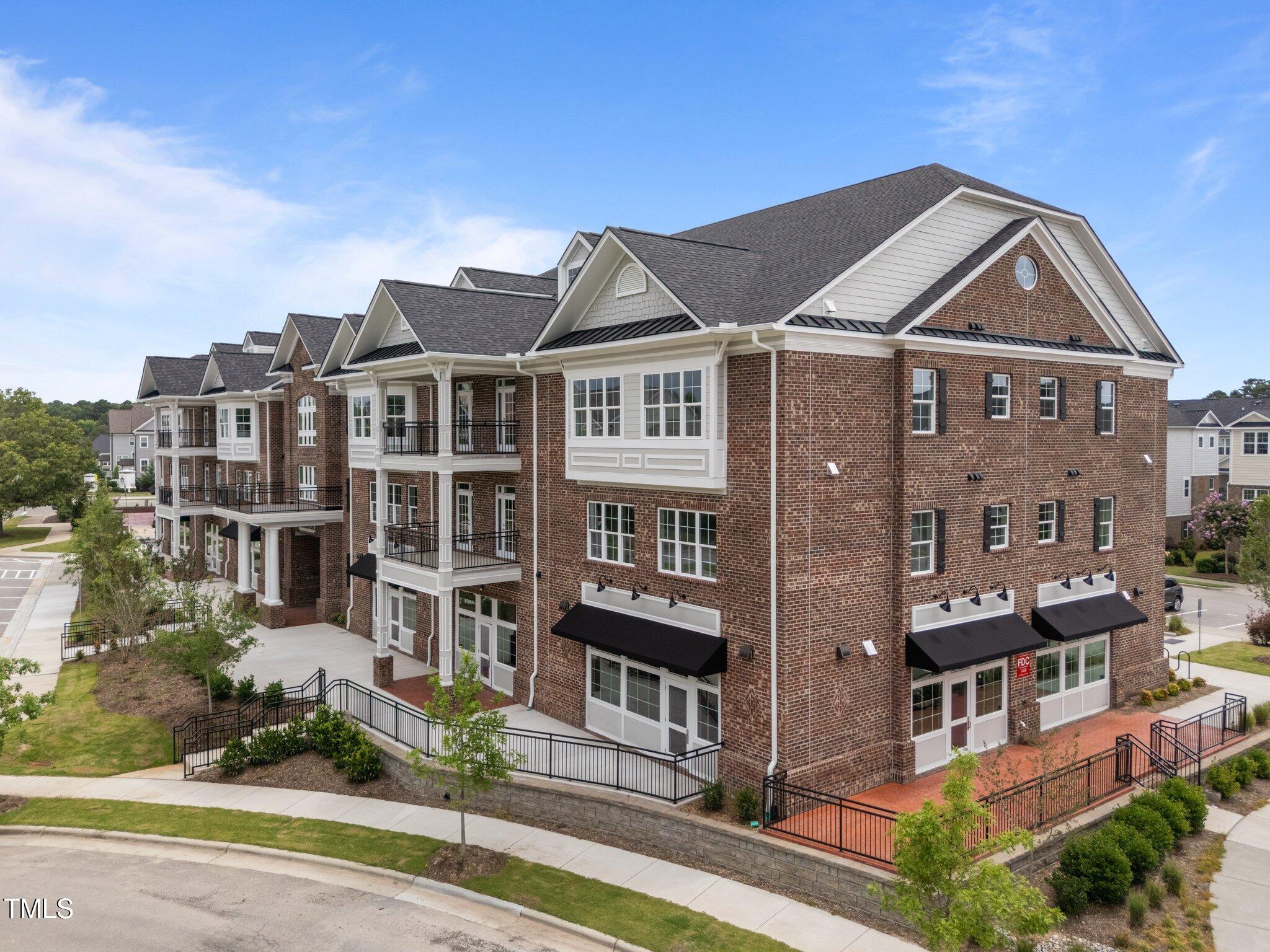 1400 Gathering Park Circle # 204