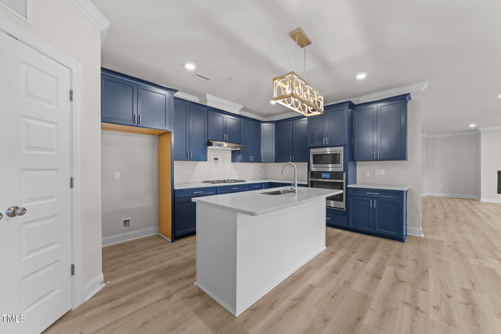 1400 Gathering Park Circle # 204