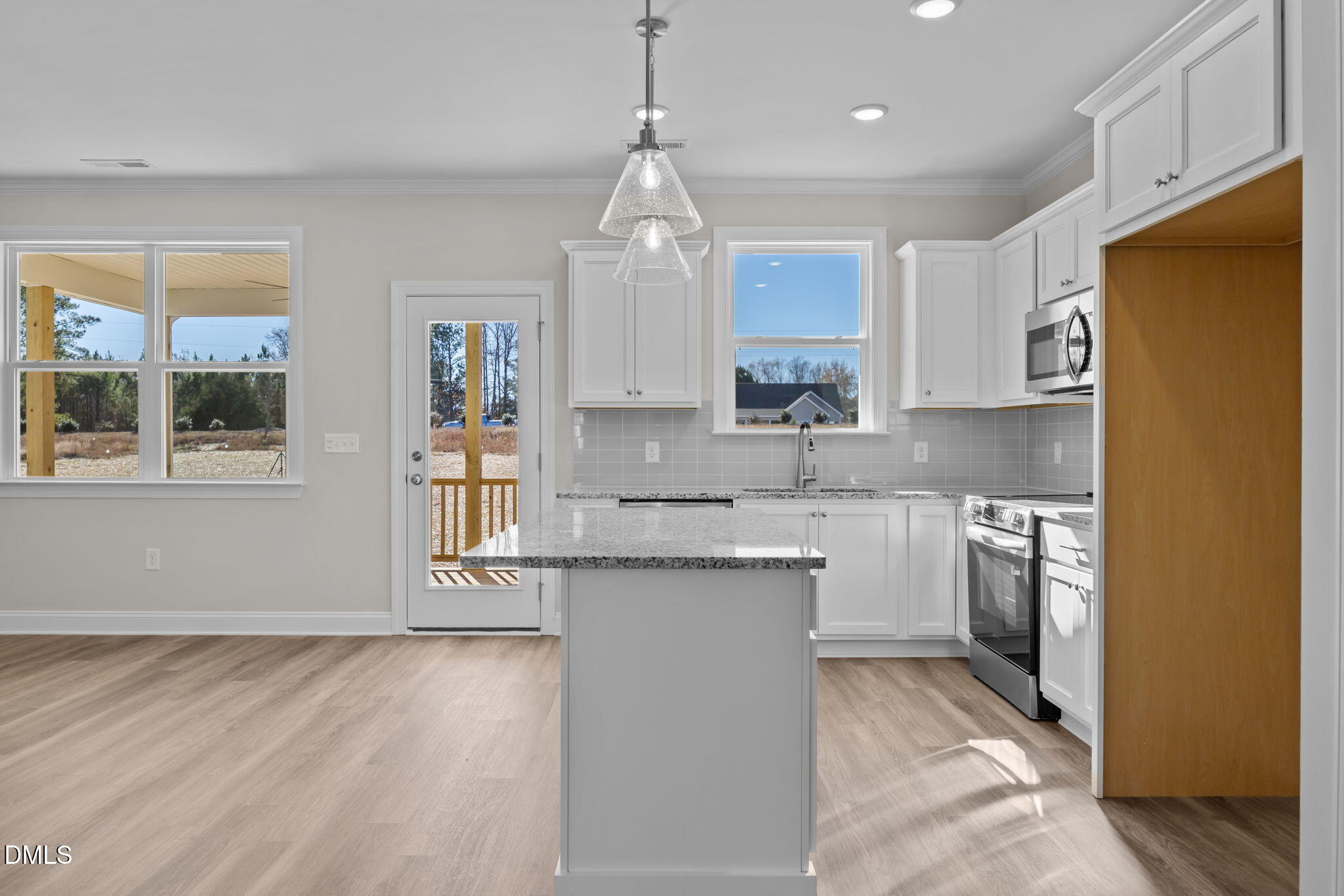 25 Diamond Creek Drive