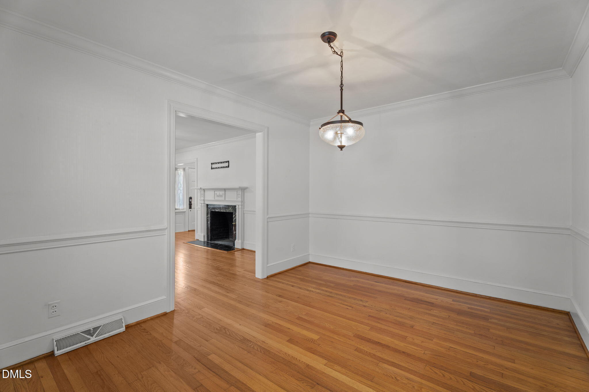 215 E Branch Street E