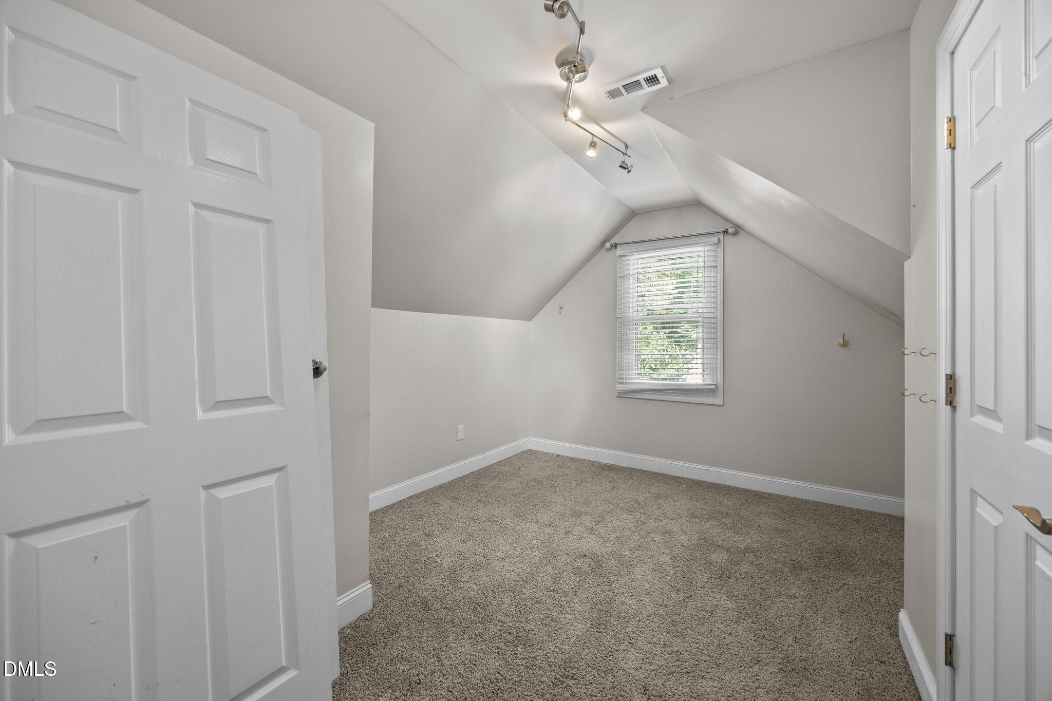 4620 Cresta Drive