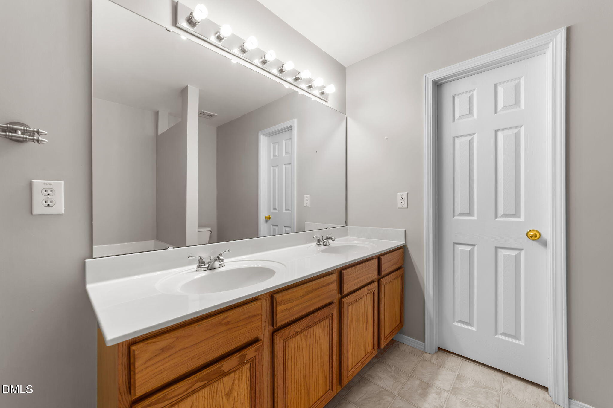 3069 Buttonwood Lane