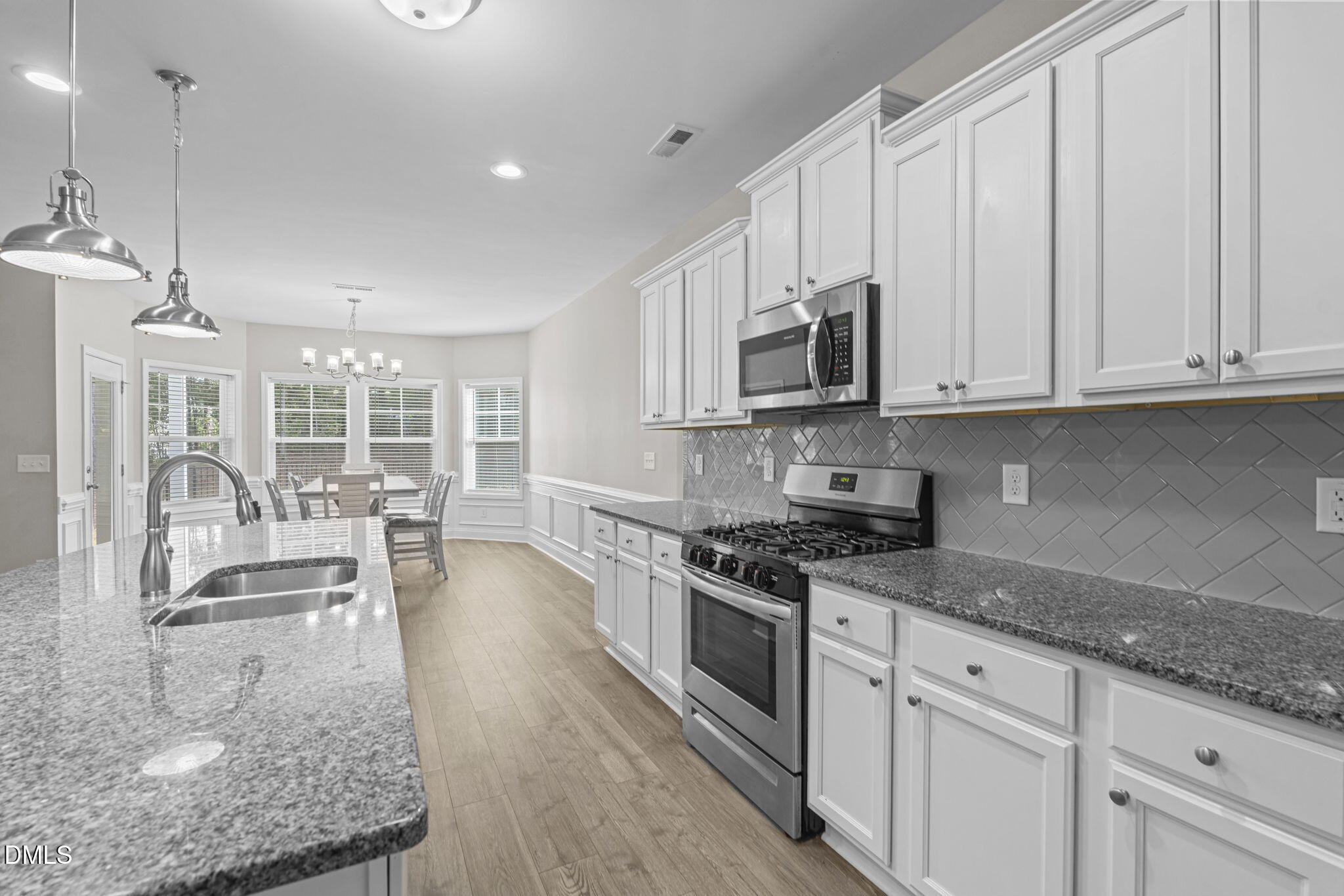 503 Boulderbrook Parkway