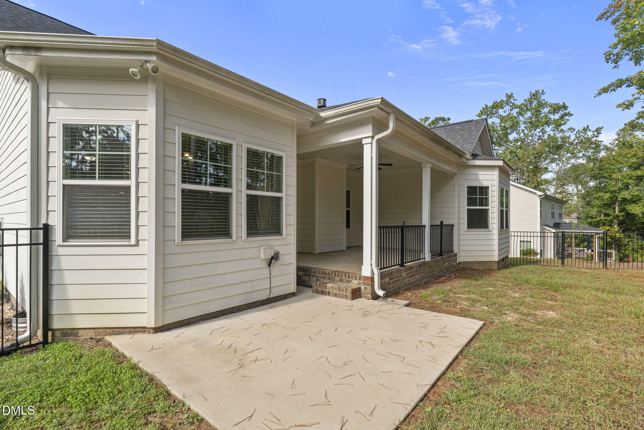 503 Boulderbrook Parkway