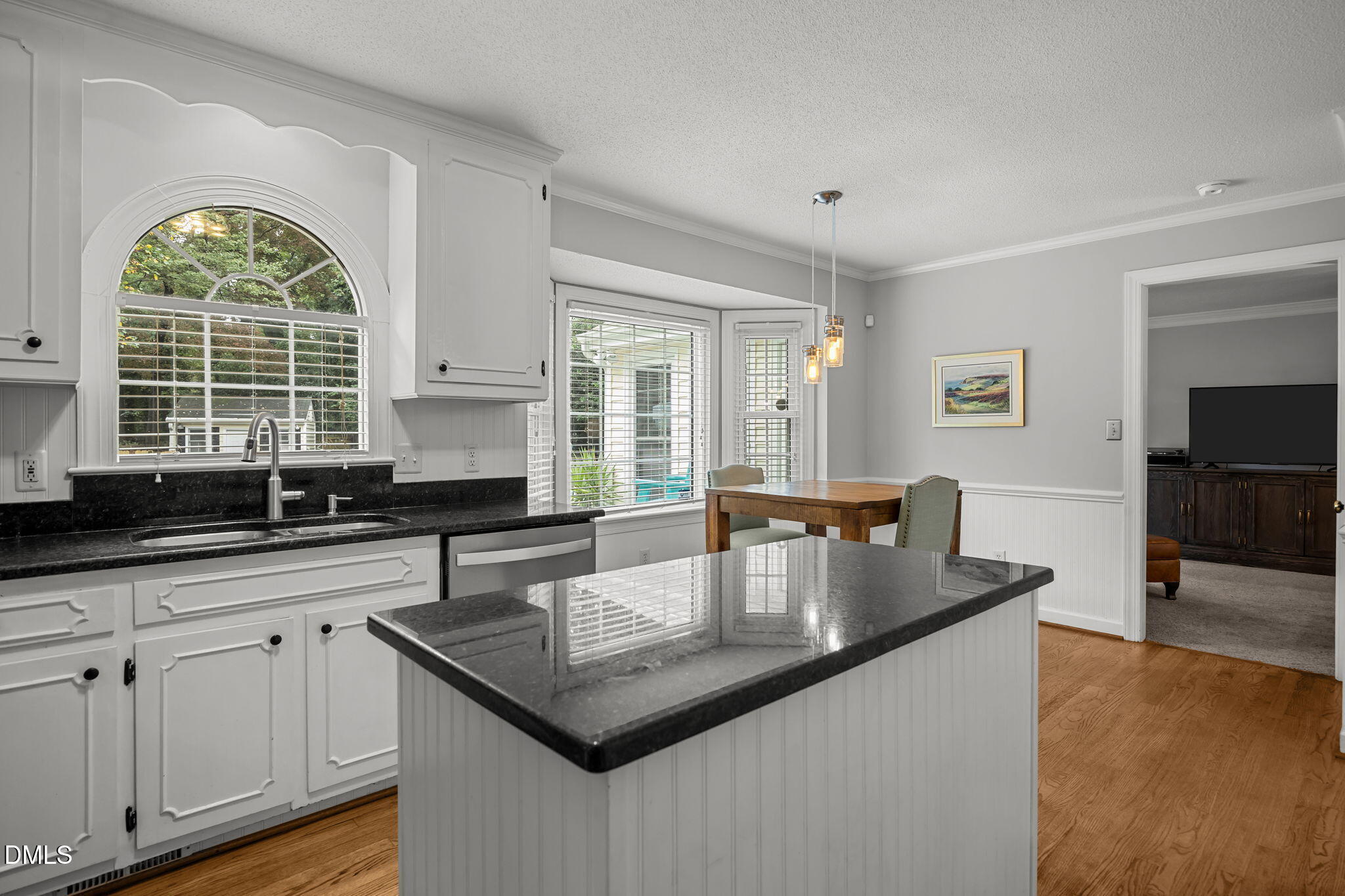 300 Mainsail Drive