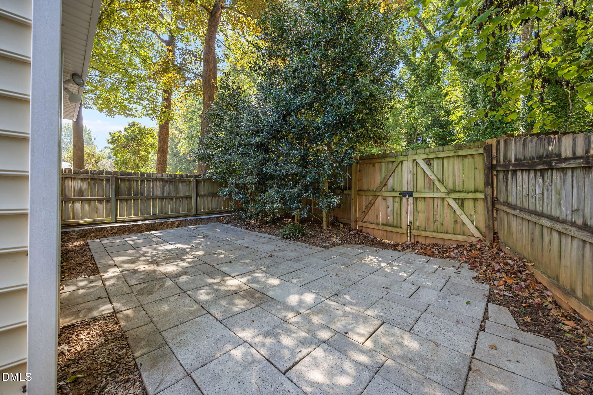300 Mainsail Drive