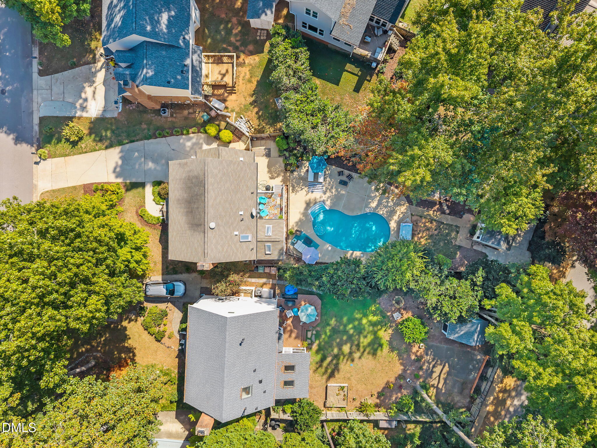 300 Mainsail Drive