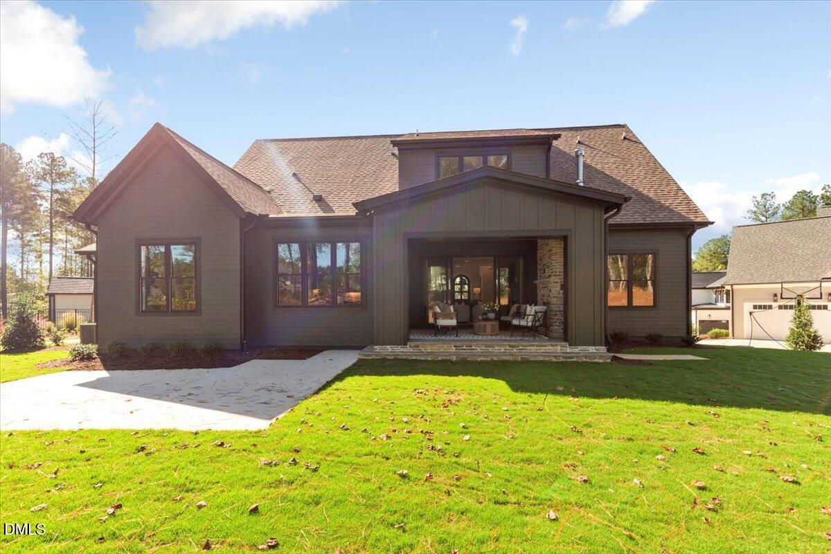 7824 Ailesbury Road