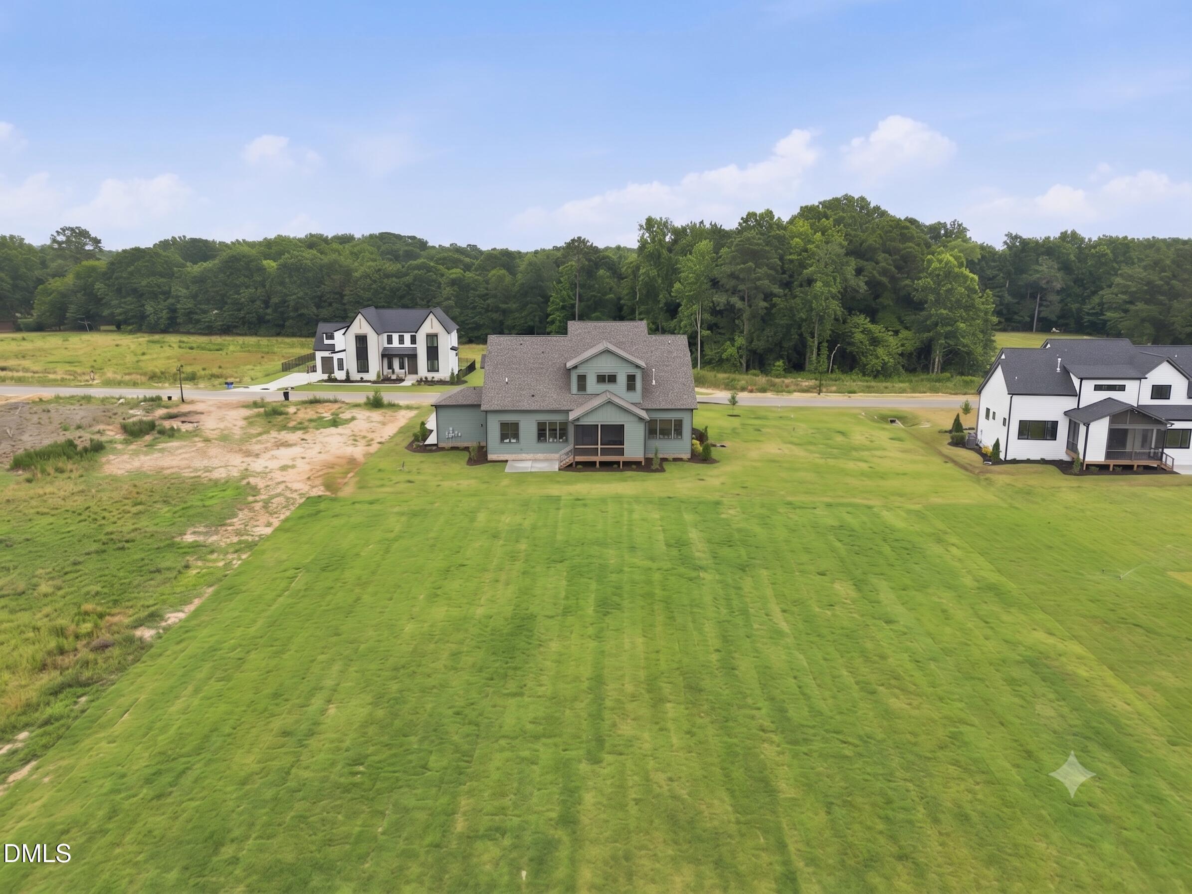 5848 Carriage Gate Drive