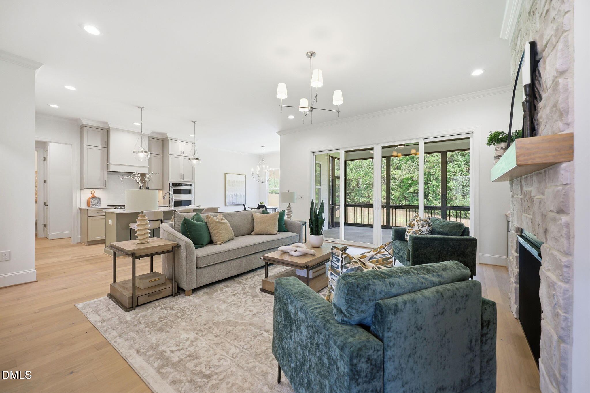 70 Firefly Lane