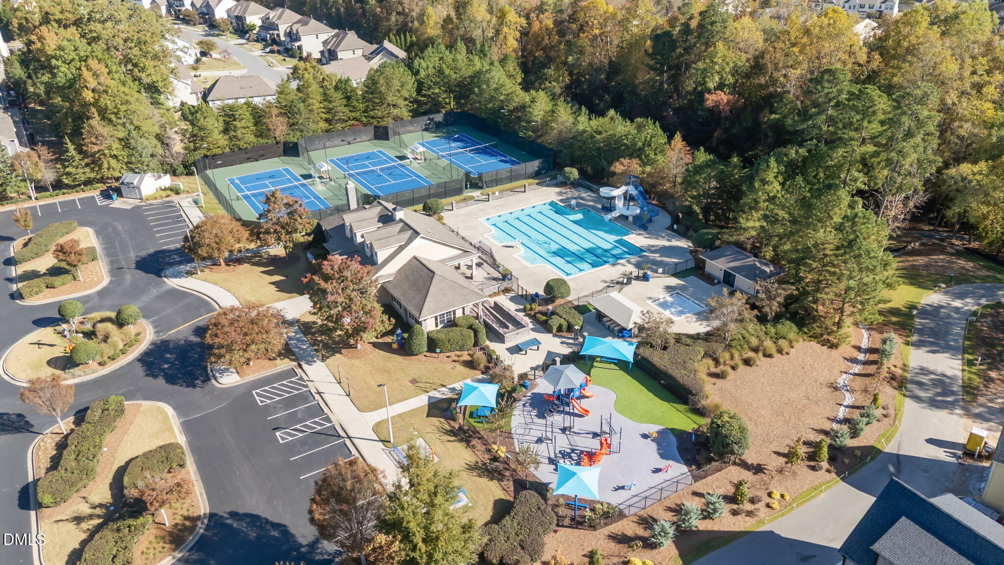 2464 Everstone Road