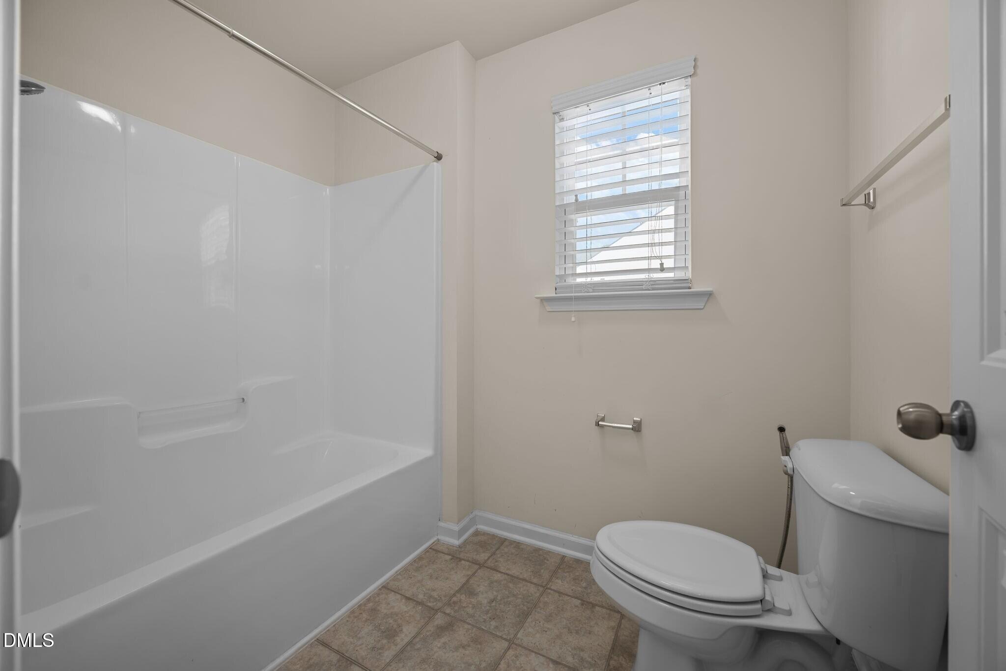 2464 Everstone Road