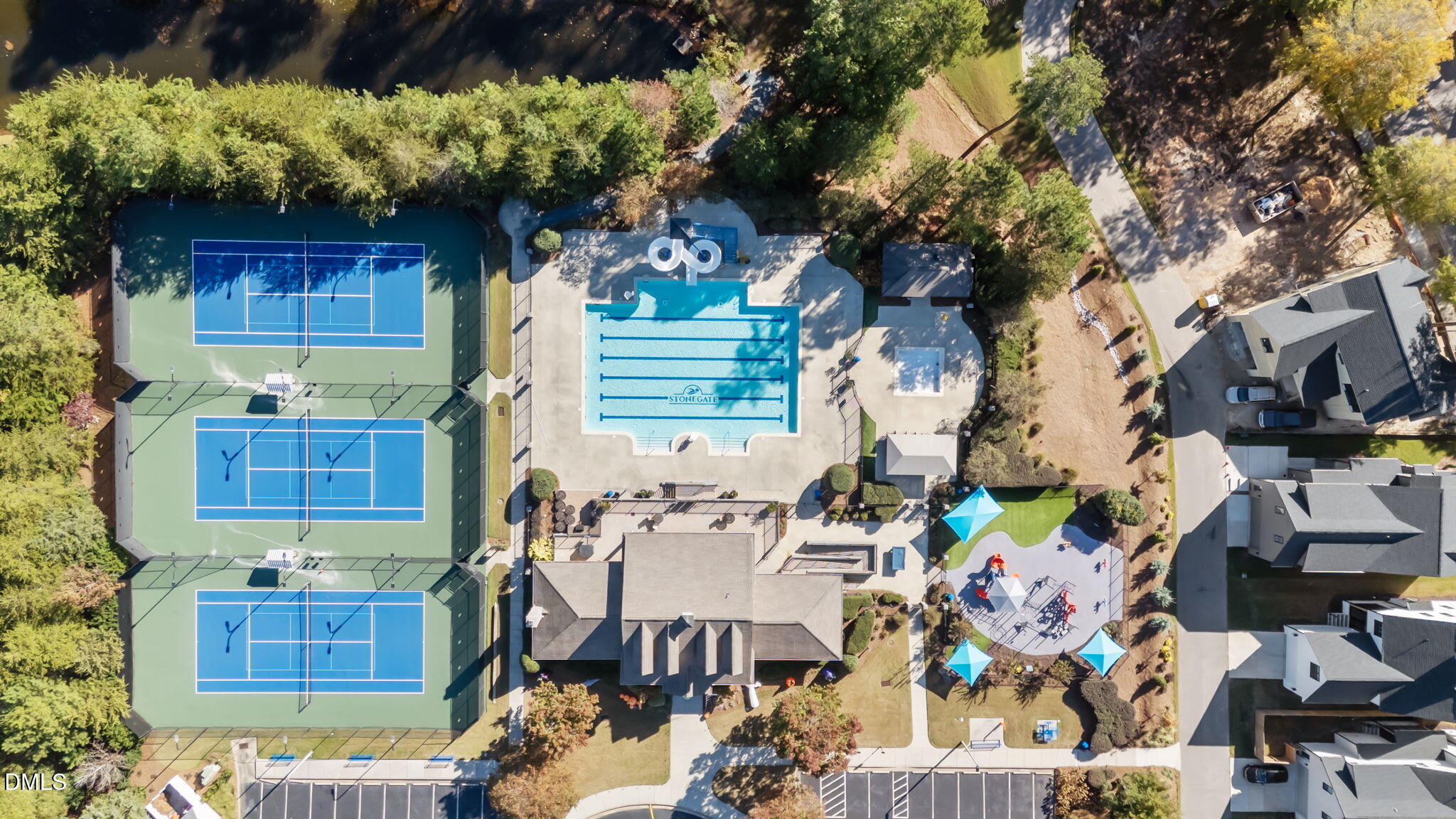 2464 Everstone Road
