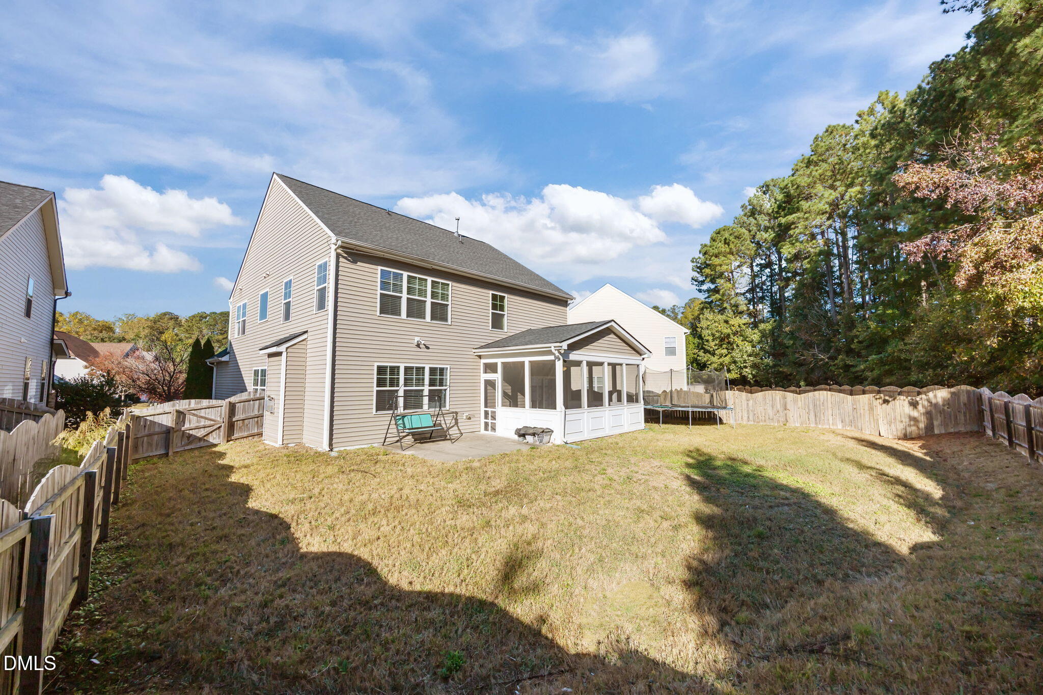 2464 Everstone Road