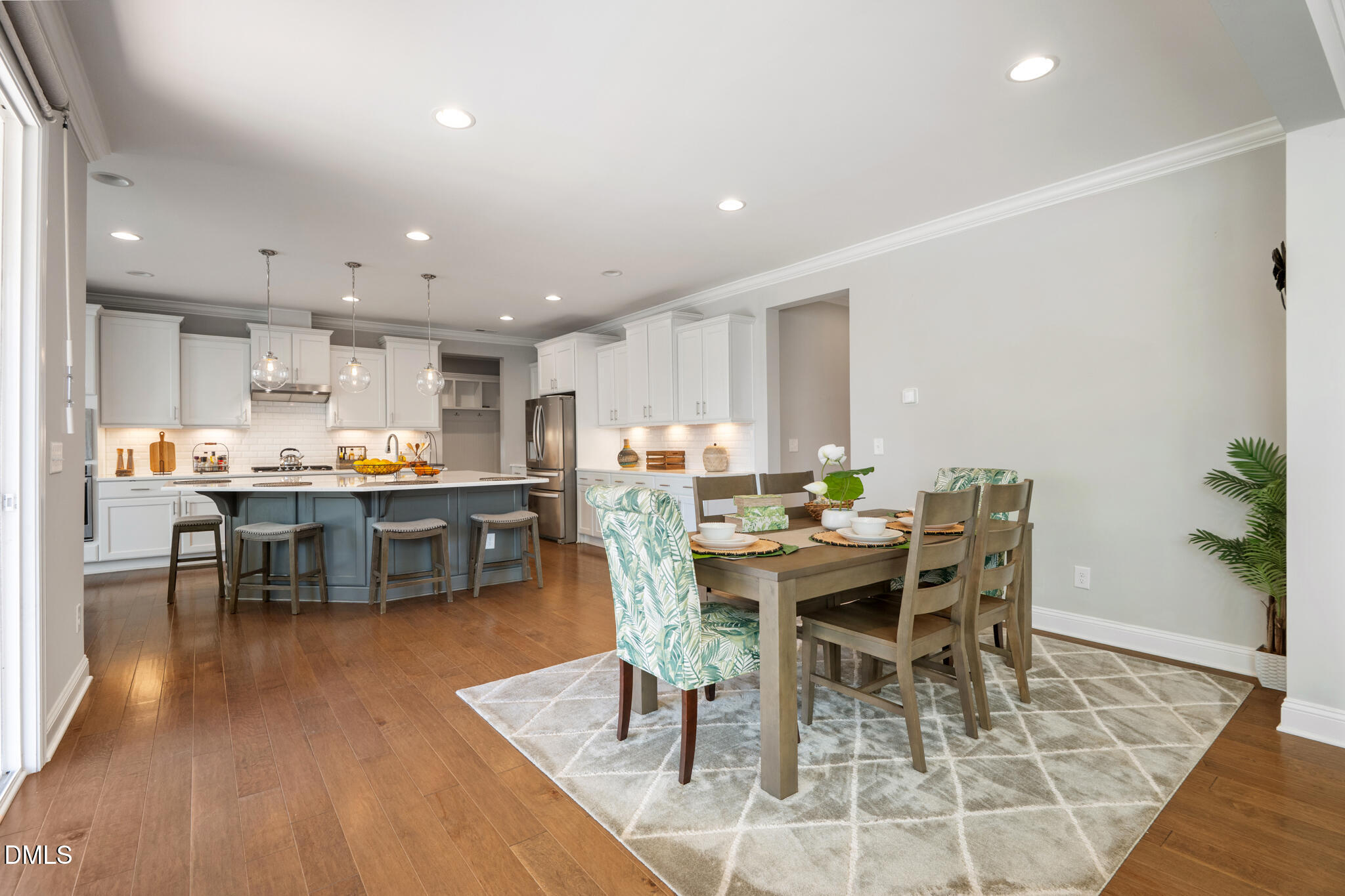 3432 Mountain Hill Drive