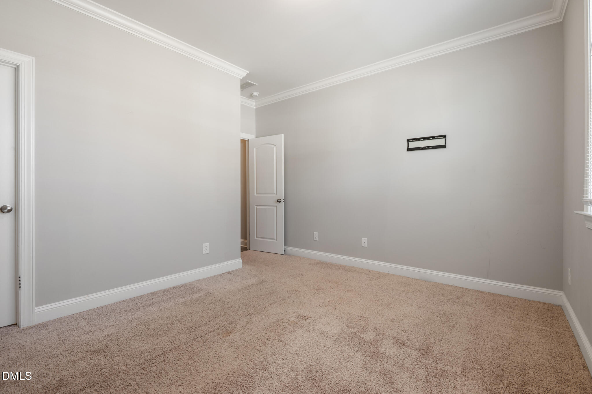 3432 Mountain Hill Drive