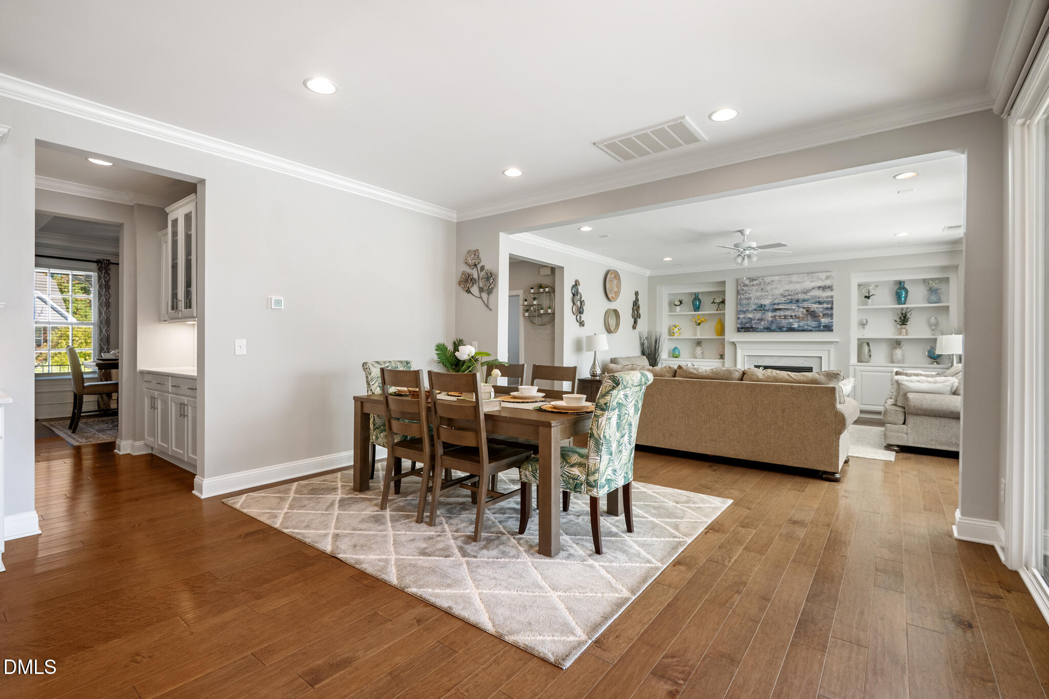 3432 Mountain Hill Drive