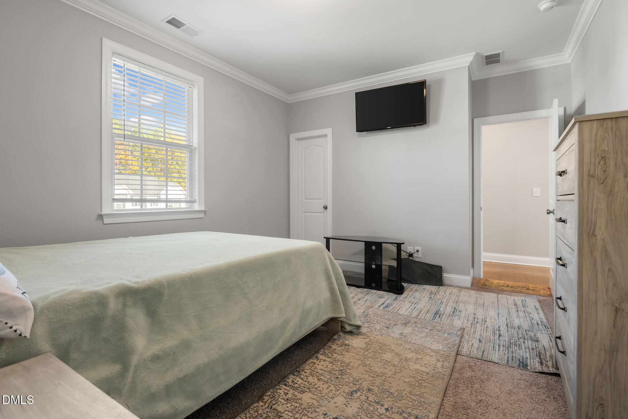 3432 Mountain Hill Drive