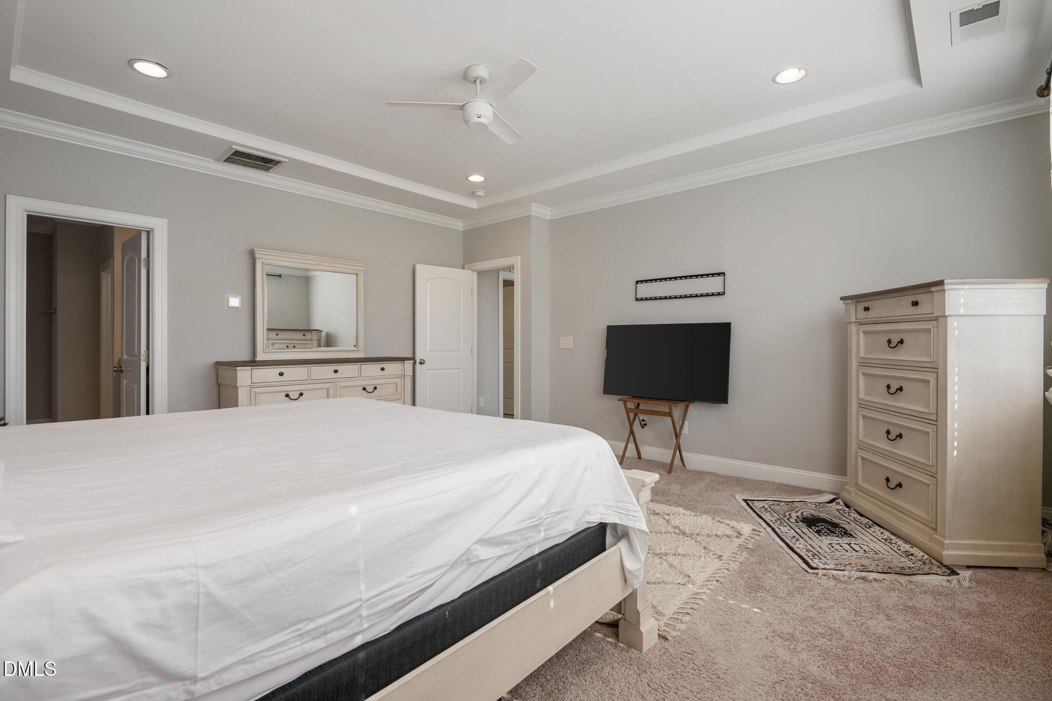 3432 Mountain Hill Drive